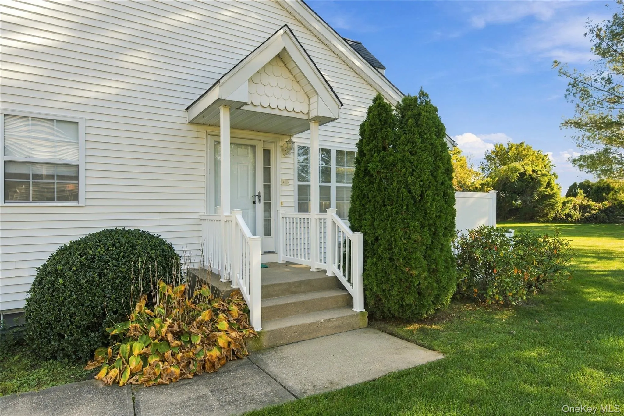 11 Summerfield Lane, Riverhead, NY, 2 Bedrooms Bedrooms, 8 Rooms Rooms,2 BathroomsBathrooms,Residential,For Rent,Summerfield,0,1061060 11 Summerfield Lane, Riverhead, NY, 2 Bedrooms Bedrooms, 8 Rooms Rooms,2 BathroomsBathrooms,Residential,For Rent,Summerfield,0,1061060