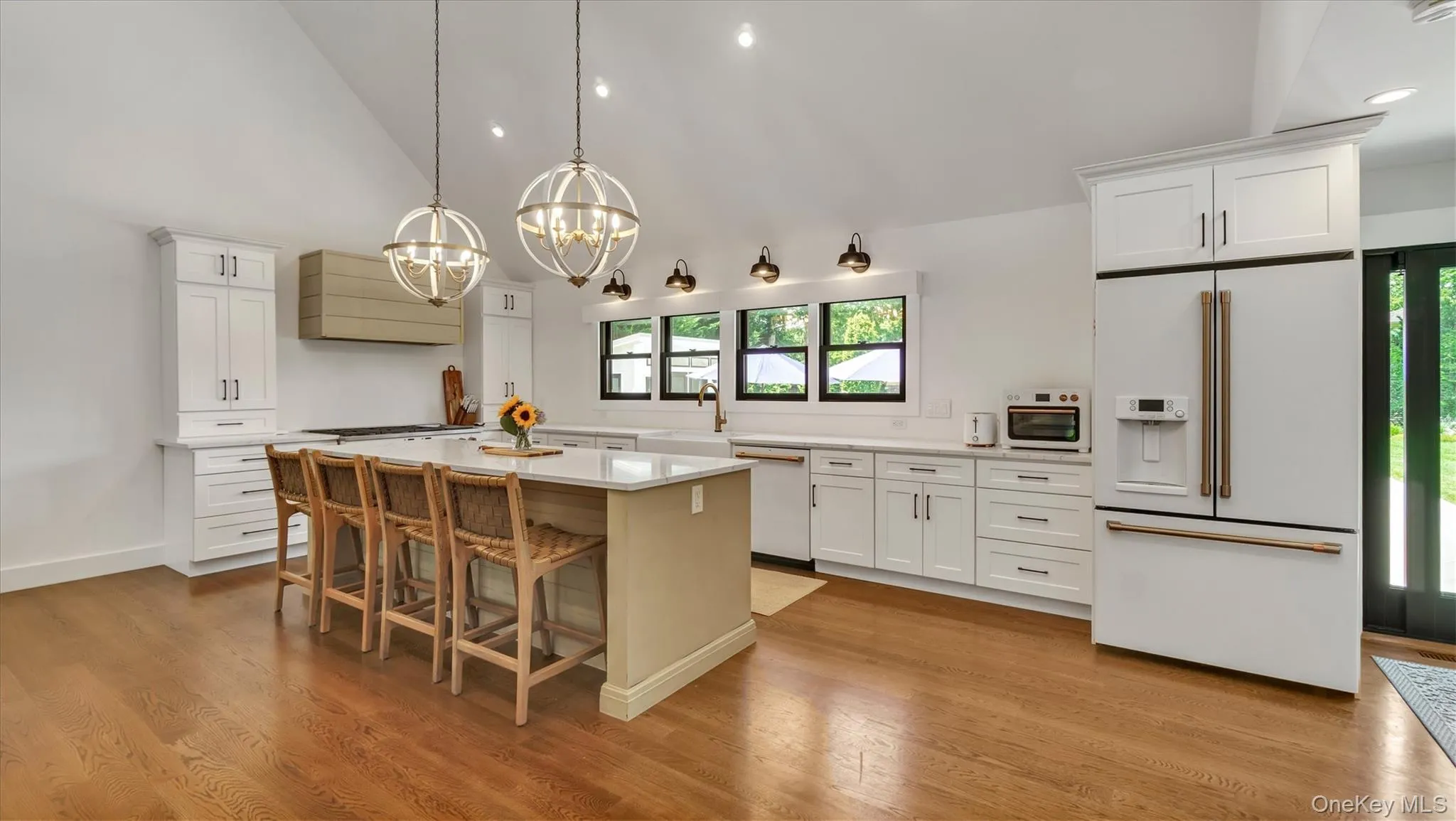 99 Beach Road, Southampton, NY, 4 Bedroom Bedrooms, 9 Room Rooms,2 BathroomBathrooms,Residential Lease,For Rent,Beach,0,1061068 99 Beach Road, Southampton, NY, 4 Bedroom Bedrooms, 9 Room Rooms,2 BathroomBathrooms,Residential Lease,For Rent,Beach,0,1061068