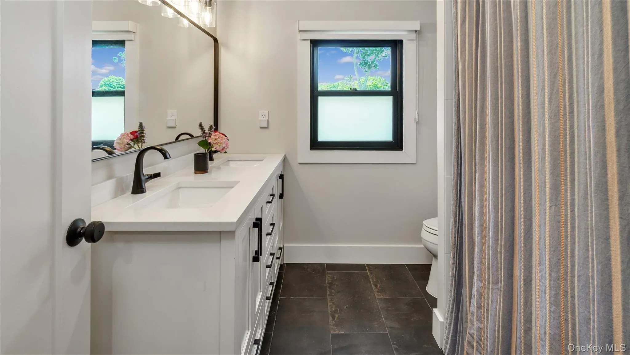 99 Beach Road, Southampton, NY, 4 Bedroom Bedrooms, 9 Room Rooms,2 BathroomBathrooms,Residential Lease,For Rent,Beach,0,1061068 99 Beach Road, Southampton, NY, 4 Bedroom Bedrooms, 9 Room Rooms,2 BathroomBathrooms,Residential Lease,For Rent,Beach,0,1061068