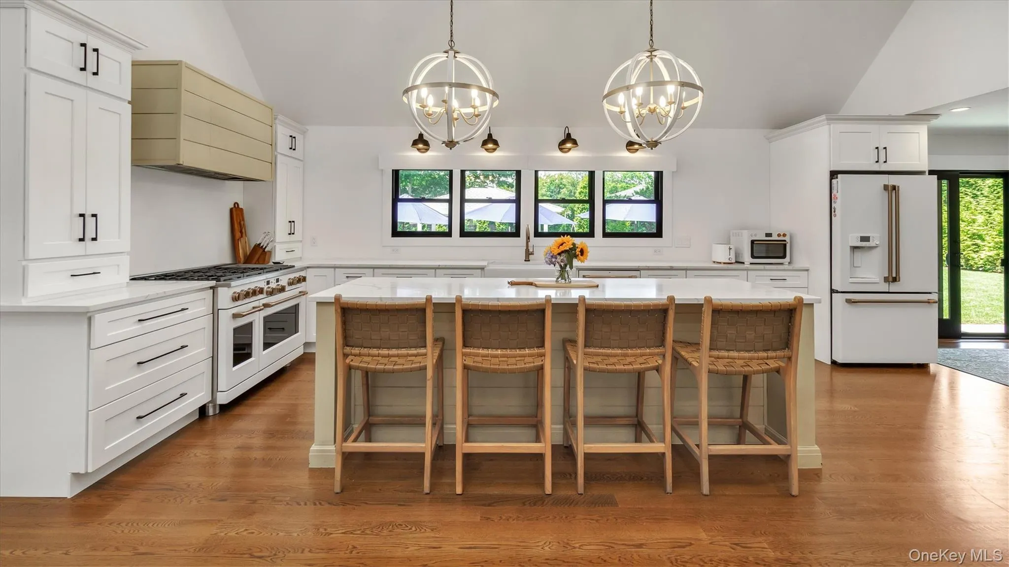 99 Beach Road, Southampton, NY, 4 Bedroom Bedrooms, 9 Room Rooms,2 BathroomBathrooms,Residential Lease,For Rent,Beach,0,1061068 99 Beach Road, Southampton, NY, 4 Bedroom Bedrooms, 9 Room Rooms,2 BathroomBathrooms,Residential Lease,For Rent,Beach,0,1061068