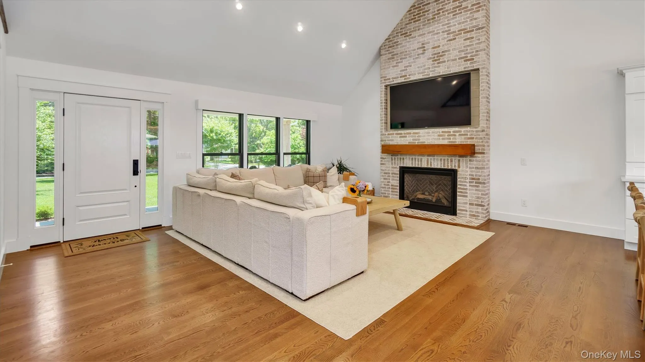99 Beach Road, Southampton, NY, 4 Bedroom Bedrooms, 9 Room Rooms,2 BathroomBathrooms,Residential Lease,For Rent,Beach,0,1061068 99 Beach Road, Southampton, NY, 4 Bedroom Bedrooms, 9 Room Rooms,2 BathroomBathrooms,Residential Lease,For Rent,Beach,0,1061068