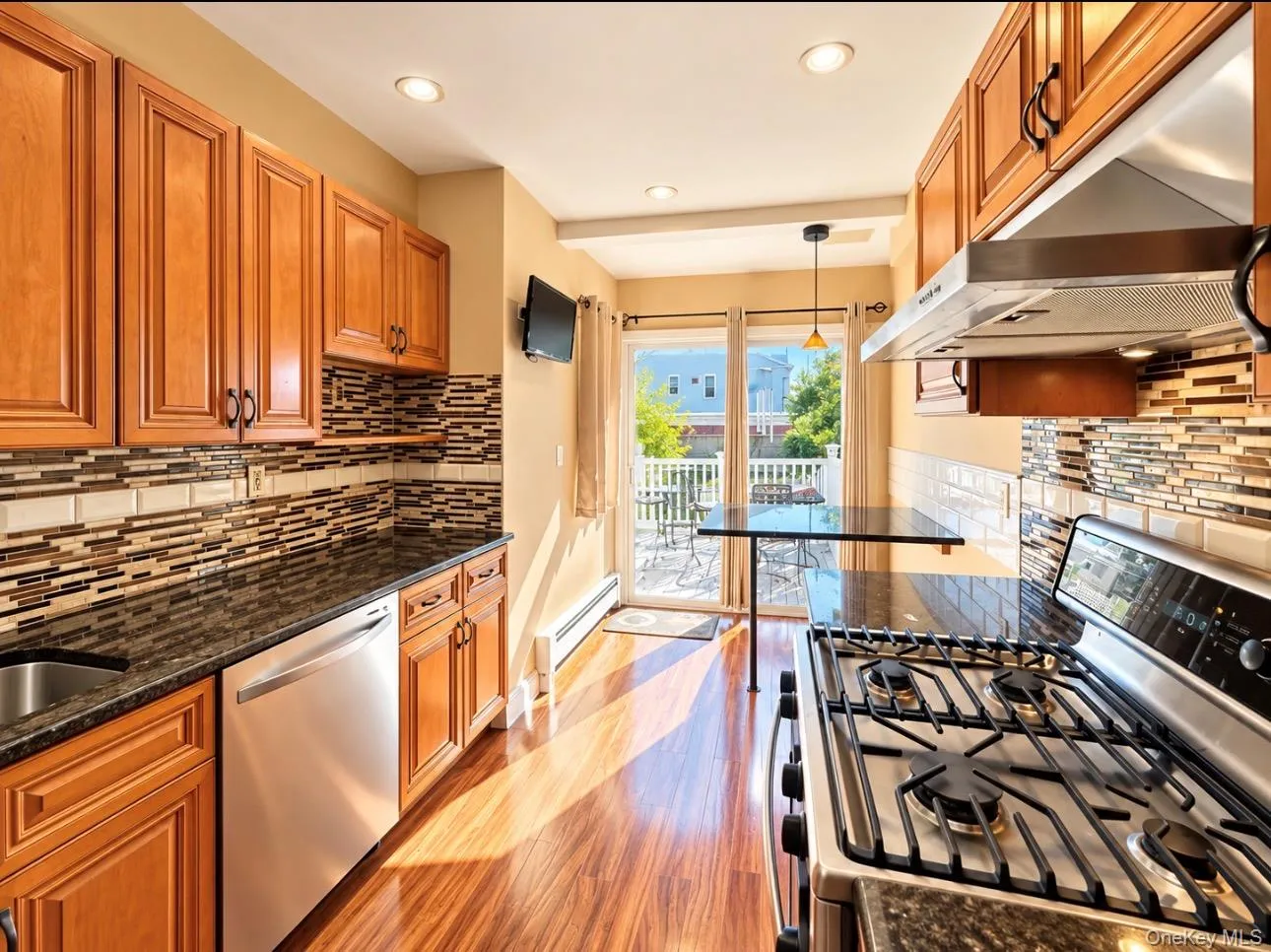 13311 Sitka Street, New York, NY, 2 Bedroom Bedrooms, 5 Room Rooms,2 BathroomBathrooms,Residential Lease,For Rent,Sitka,0,1061071 13311 Sitka Street, New York, NY, 2 Bedroom Bedrooms, 5 Room Rooms,2 BathroomBathrooms,Residential Lease,For Rent,Sitka,0,1061071