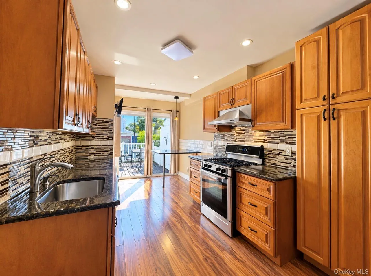 13311 Sitka Street, New York, NY, 2 Bedroom Bedrooms, 5 Room Rooms,2 BathroomBathrooms,Residential Lease,For Rent,Sitka,0,1061071 13311 Sitka Street, New York, NY, 2 Bedroom Bedrooms, 5 Room Rooms,2 BathroomBathrooms,Residential Lease,For Rent,Sitka,0,1061071