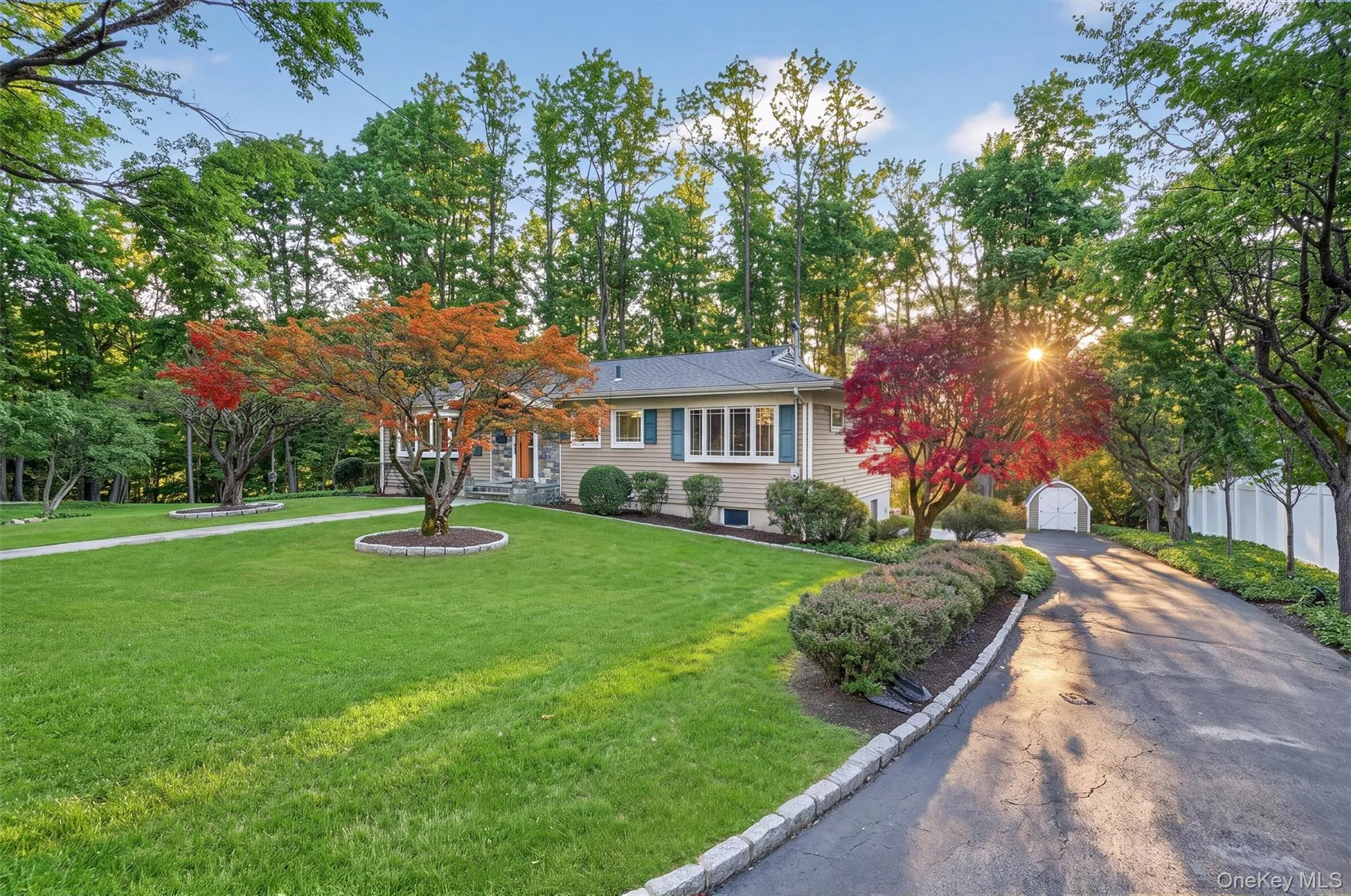 350 Spring Street, Mount Kisco, NY, 3 Bedrooms Bedrooms, 11 Rooms Rooms,2 BathroomsBathrooms,Residential Lease,For Rent,Spring,0,1061072 350 Spring Street, Mount Kisco, NY, 3 Bedrooms Bedrooms, 11 Rooms Rooms,2 BathroomsBathrooms,Residential Lease,For Rent,Spring,0,1061072