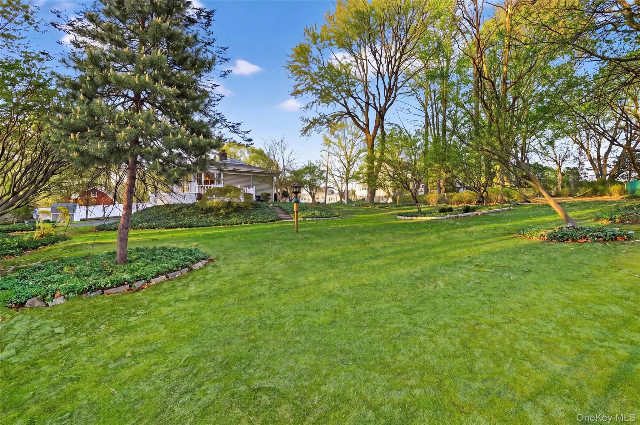 350 Spring Street, Mount Kisco, NY, 3 Bedrooms Bedrooms, 11 Rooms Rooms,2 BathroomsBathrooms,Residential Lease,For Rent,Spring,0,1061072 350 Spring Street, Mount Kisco, NY, 3 Bedrooms Bedrooms, 11 Rooms Rooms,2 BathroomsBathrooms,Residential Lease,For Rent,Spring,0,1061072