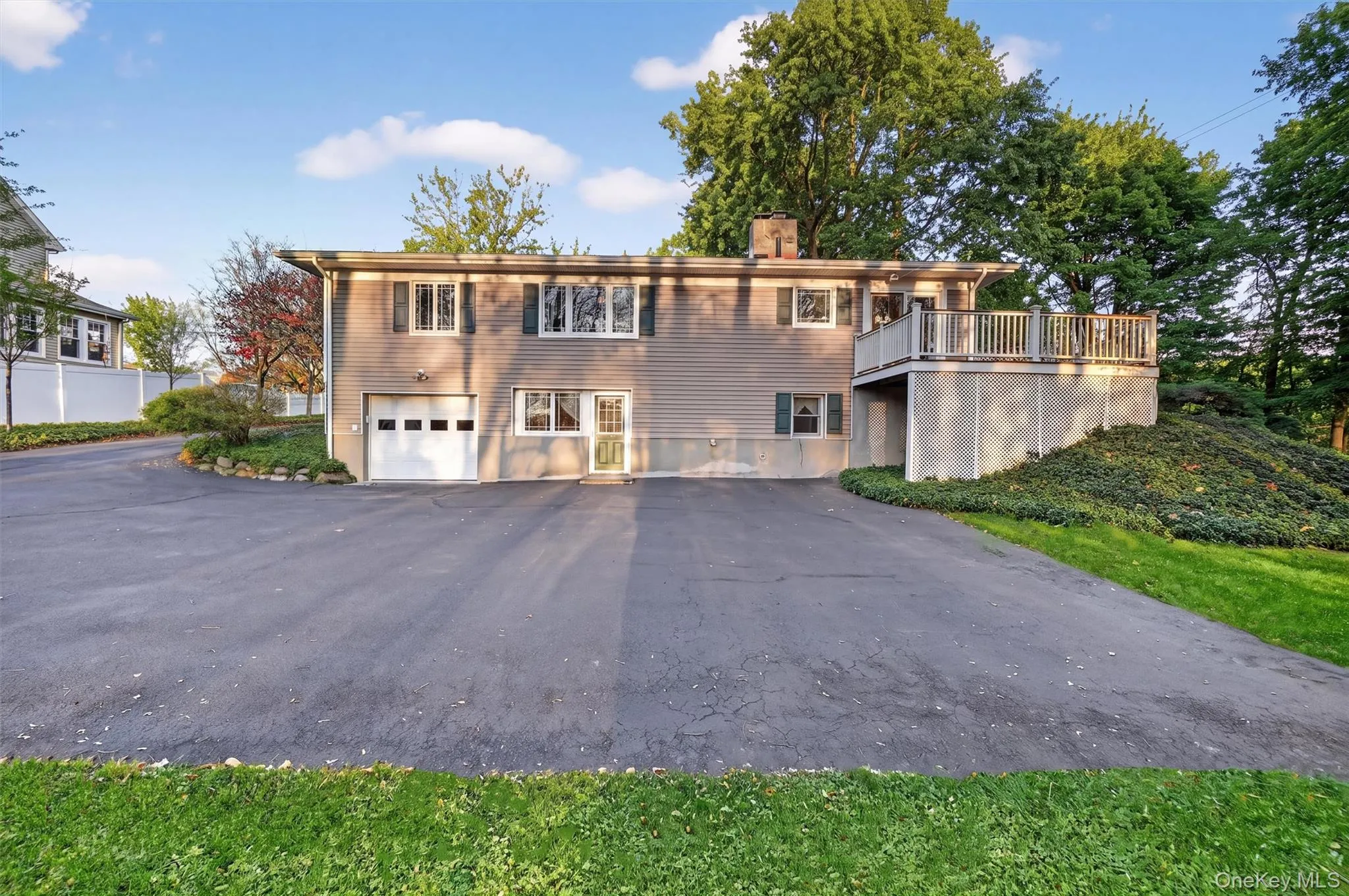 350 Spring Street, Mount Kisco, NY, 3 Bedrooms Bedrooms, 11 Rooms Rooms,2 BathroomsBathrooms,Residential Lease,For Rent,Spring,0,1061072 350 Spring Street, Mount Kisco, NY, 3 Bedrooms Bedrooms, 11 Rooms Rooms,2 BathroomsBathrooms,Residential Lease,For Rent,Spring,0,1061072