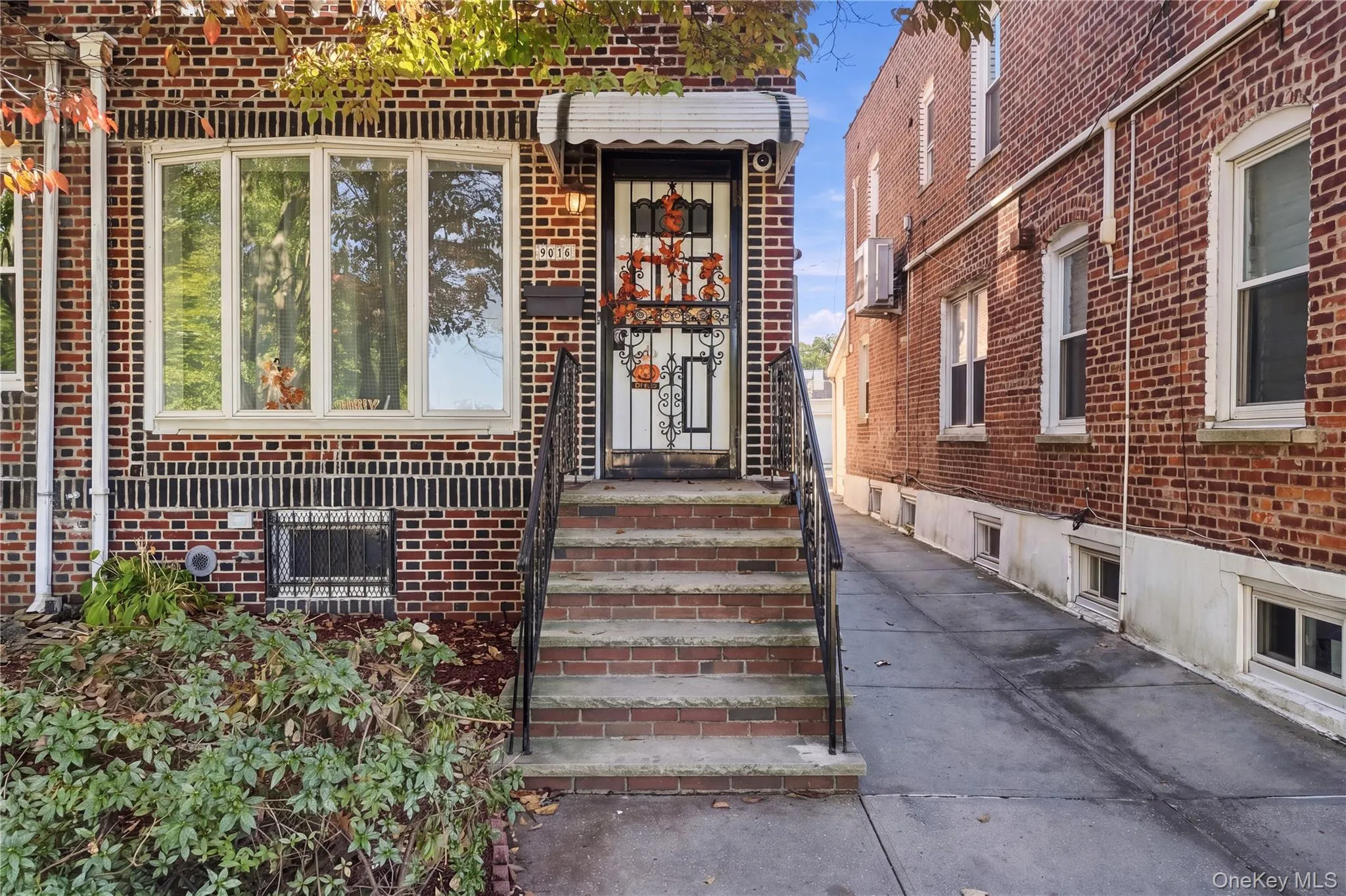 9016 Union Turnpike, New York, NY, 3 Bedrooms Bedrooms, 6 Rooms Rooms,1 BathroomBathrooms,Residential,For Rent,Union,0,1061073 9016 Union Turnpike, New York, NY, 3 Bedrooms Bedrooms, 6 Rooms Rooms,1 BathroomBathrooms,Residential,For Rent,Union,0,1061073