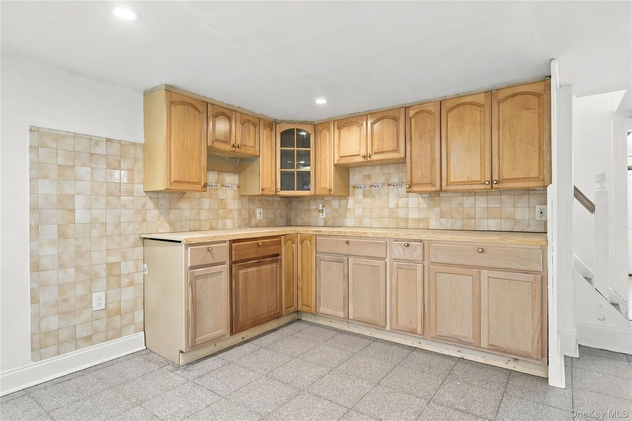 9016 Union Turnpike, New York, NY, 3 Bedrooms Bedrooms, 6 Rooms Rooms,1 BathroomBathrooms,Residential,For Rent,Union,0,1061073 9016 Union Turnpike, New York, NY, 3 Bedrooms Bedrooms, 6 Rooms Rooms,1 BathroomBathrooms,Residential,For Rent,Union,0,1061073