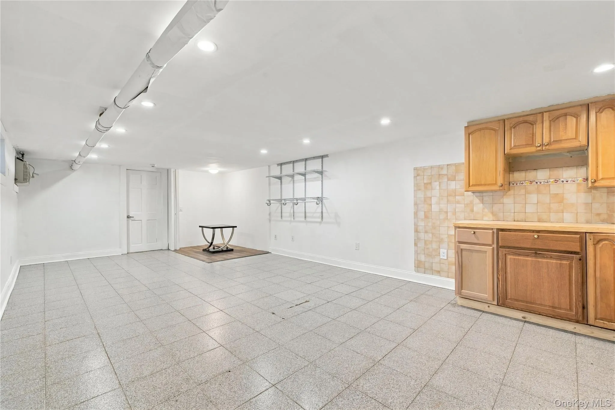 9016 Union Turnpike, New York, NY, 3 Bedrooms Bedrooms, 6 Rooms Rooms,1 BathroomBathrooms,Residential,For Rent,Union,0,1061073 9016 Union Turnpike, New York, NY, 3 Bedrooms Bedrooms, 6 Rooms Rooms,1 BathroomBathrooms,Residential,For Rent,Union,0,1061073