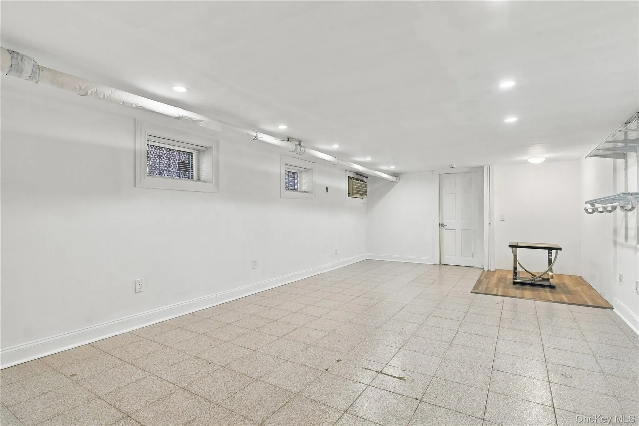 9016 Union Turnpike, New York, NY, 3 Bedrooms Bedrooms, 6 Rooms Rooms,1 BathroomBathrooms,Residential,For Rent,Union,0,1061073 9016 Union Turnpike, New York, NY, 3 Bedrooms Bedrooms, 6 Rooms Rooms,1 BathroomBathrooms,Residential,For Rent,Union,0,1061073