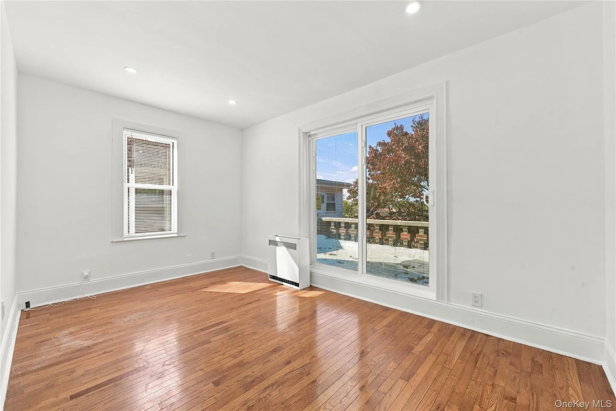 9016 Union Turnpike, New York, NY, 3 Bedrooms Bedrooms, 6 Rooms Rooms,1 BathroomBathrooms,Residential,For Rent,Union,0,1061073 9016 Union Turnpike, New York, NY, 3 Bedrooms Bedrooms, 6 Rooms Rooms,1 BathroomBathrooms,Residential,For Rent,Union,0,1061073