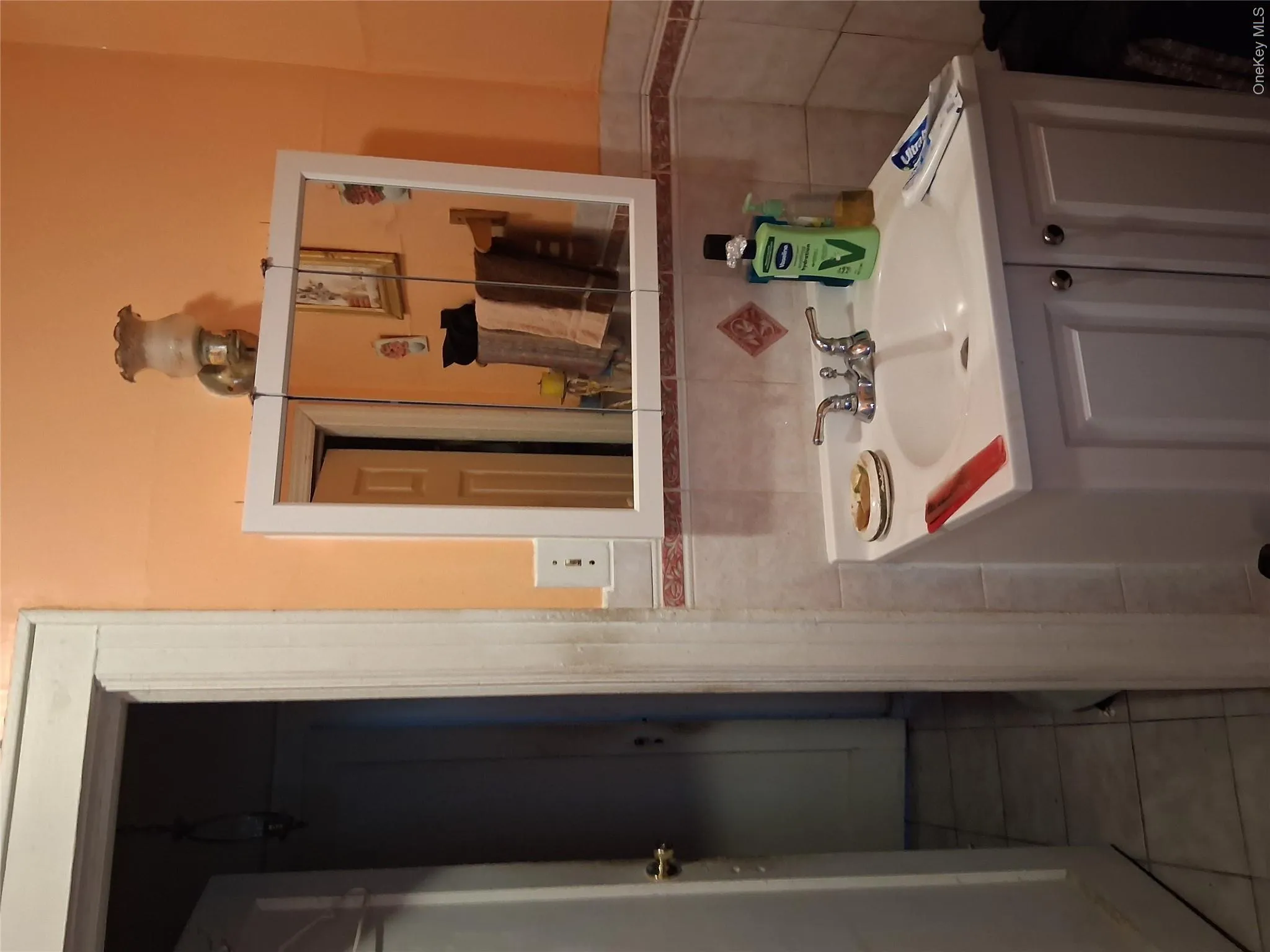 139-23 230th Street, New York, NY, 3 Bedrooms Bedrooms, 7 Rooms Rooms,1 BathroomBathrooms,Residential,For Rent,230th,0,1061074 139-23 230th Street, New York, NY, 3 Bedrooms Bedrooms, 7 Rooms Rooms,1 BathroomBathrooms,Residential,For Rent,230th,0,1061074