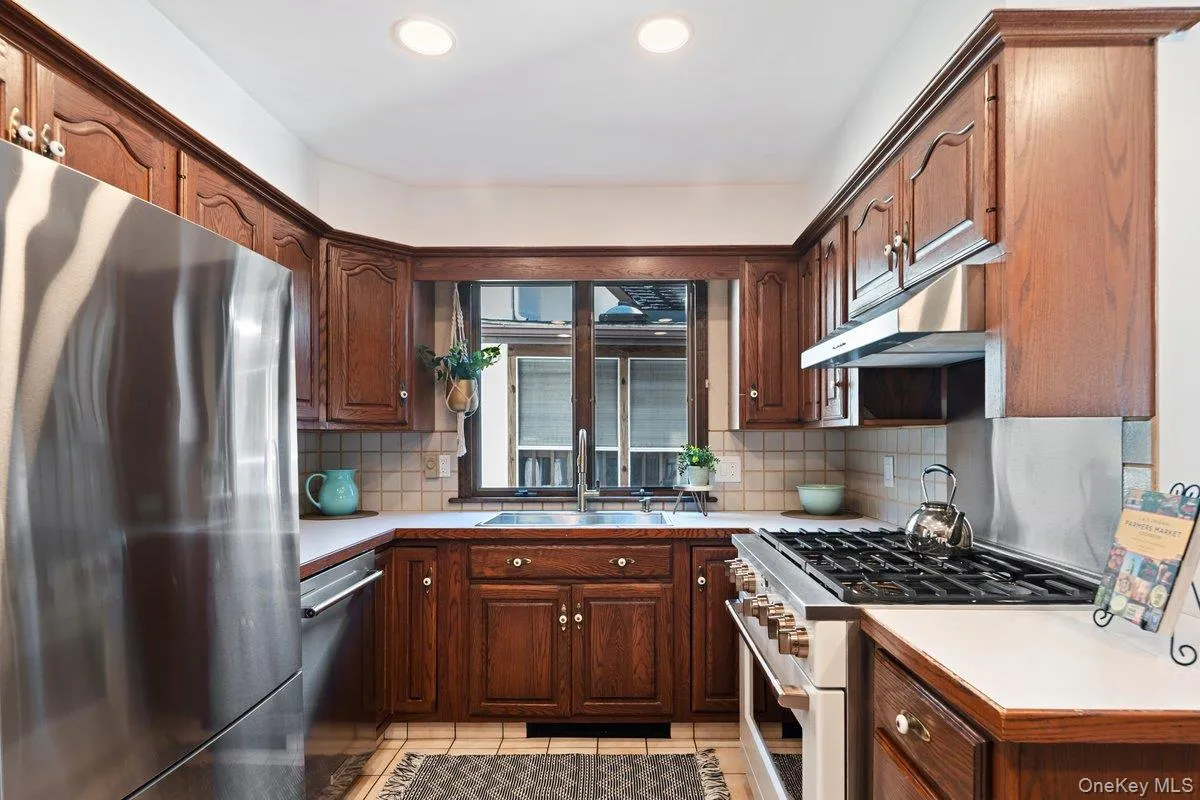 New stainless steel appliances, including a six-burner café stove, are coveted modern amenities. New stainless steel appliances, including a six-burner café stove, are coveted modern amenities.