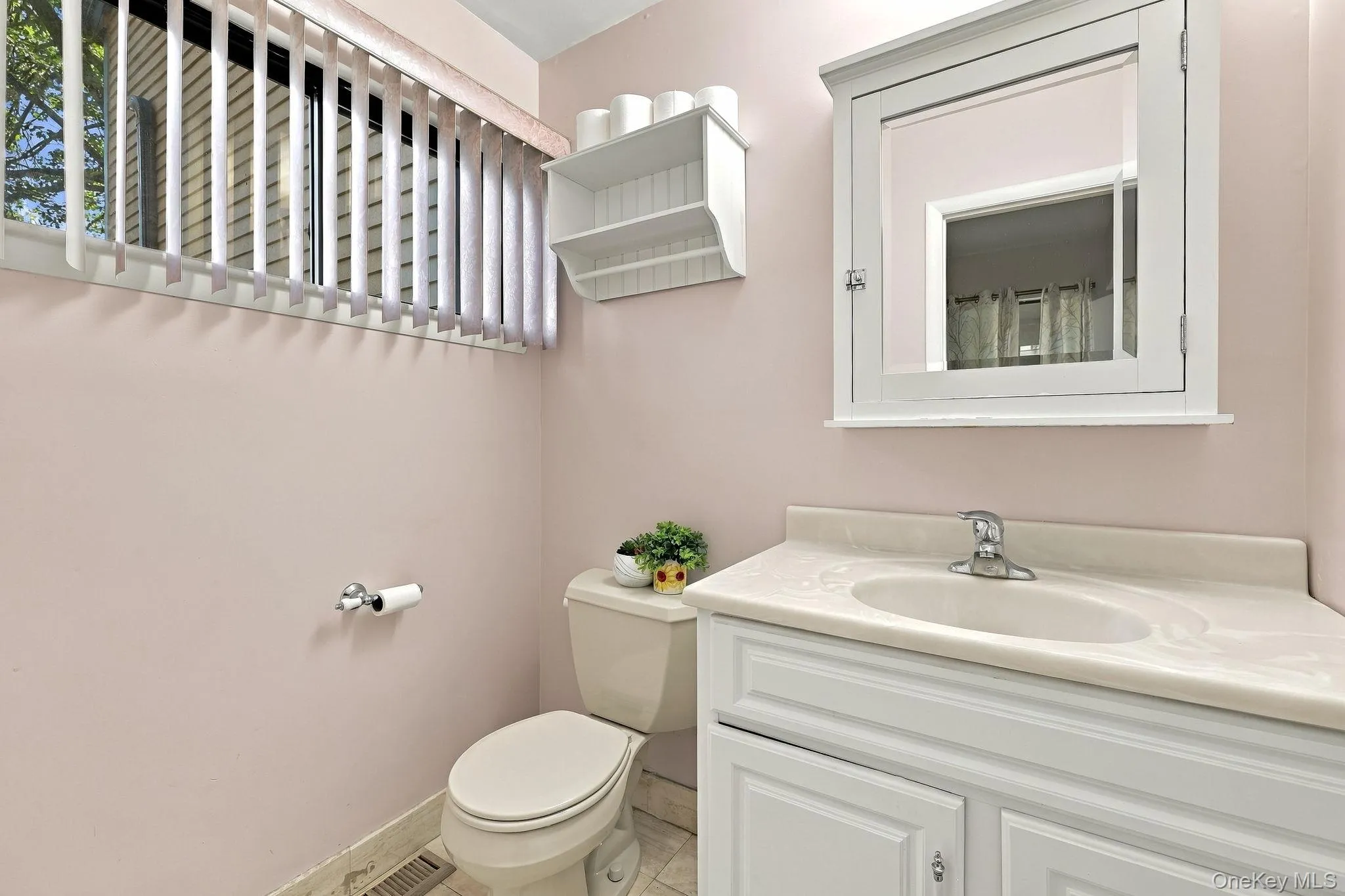 125 Whitetail Circle, Ossining, NY, 2 Bedrooms Bedrooms, 8 Rooms Rooms,1 BathroomBathrooms,Residential,For Rent,Whitetail,0,1061081 125 Whitetail Circle, Ossining, NY, 2 Bedrooms Bedrooms, 8 Rooms Rooms,1 BathroomBathrooms,Residential,For Rent,Whitetail,0,1061081