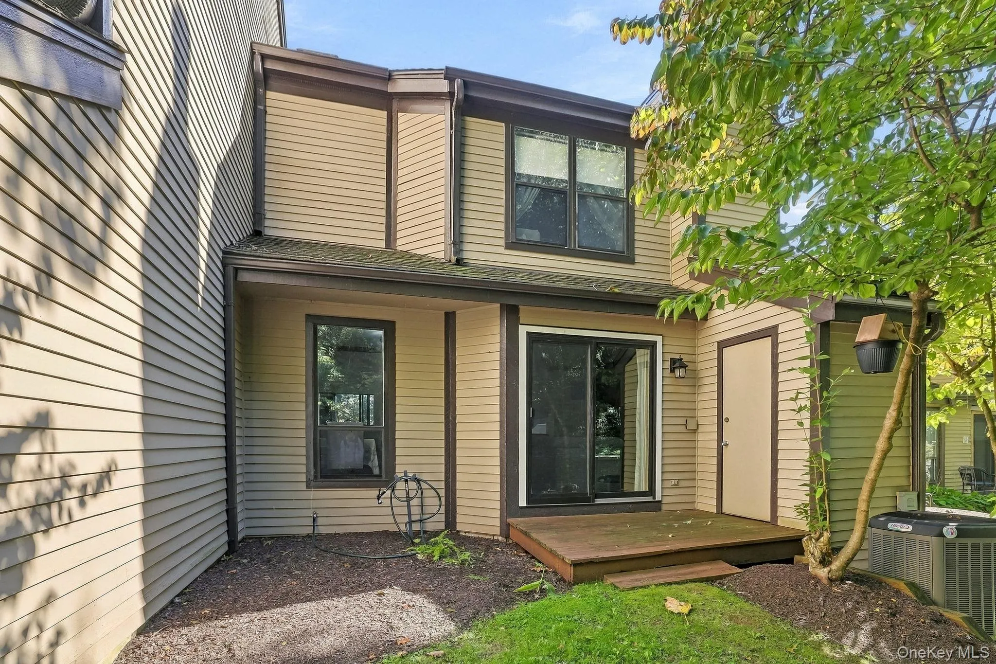 125 Whitetail Circle, Ossining, NY, 2 Bedrooms Bedrooms, 8 Rooms Rooms,1 BathroomBathrooms,Residential,For Rent,Whitetail,0,1061081 125 Whitetail Circle, Ossining, NY, 2 Bedrooms Bedrooms, 8 Rooms Rooms,1 BathroomBathrooms,Residential,For Rent,Whitetail,0,1061081