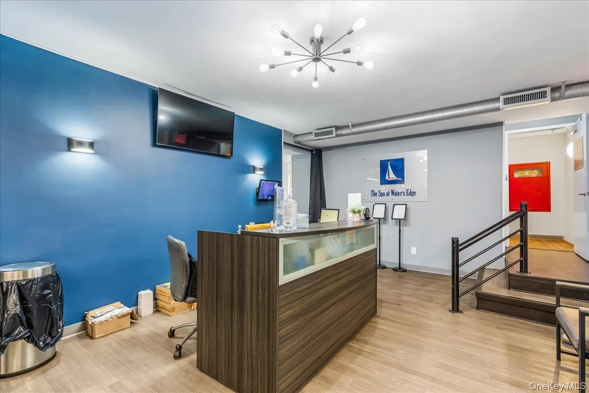 17-85 215th Street, New York, NY, 2 Bedrooms Bedrooms, 5 Rooms Rooms,1 BathroomBathrooms,Residential,For Rent,215th,0,1061082 17-85 215th Street, New York, NY, 2 Bedrooms Bedrooms, 5 Rooms Rooms,1 BathroomBathrooms,Residential,For Rent,215th,0,1061082