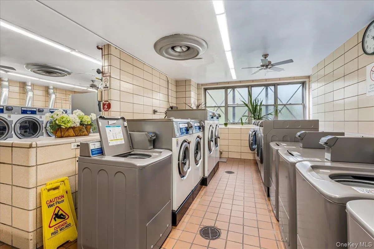17-85 215th Street, New York, NY, 2 Bedrooms Bedrooms, 5 Rooms Rooms,1 BathroomBathrooms,Residential,For Rent,215th,0,1061082 17-85 215th Street, New York, NY, 2 Bedrooms Bedrooms, 5 Rooms Rooms,1 BathroomBathrooms,Residential,For Rent,215th,0,1061082