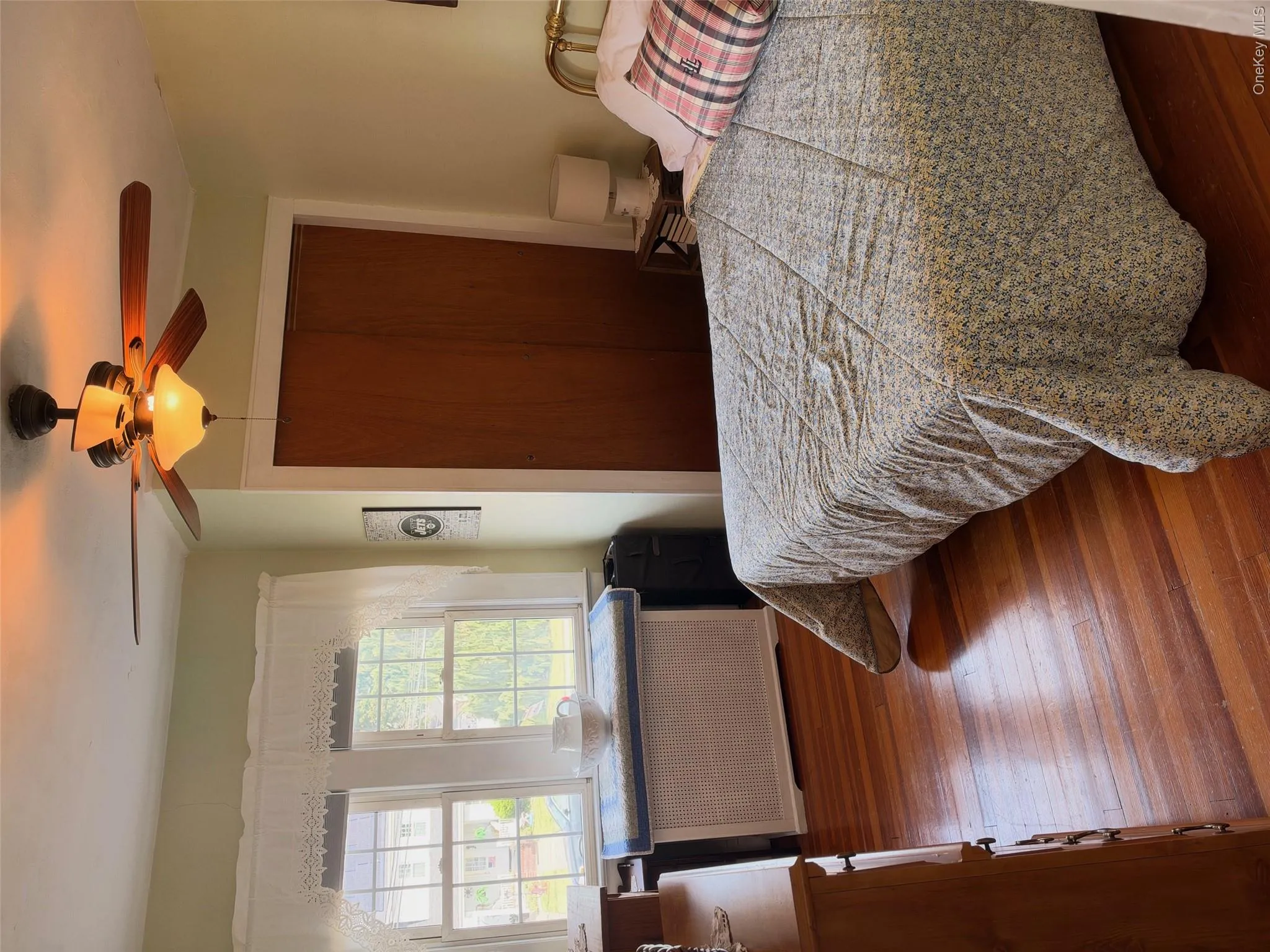 992 Davison Place, Hempstead, NY, 3 Bedrooms Bedrooms, 7 Rooms Rooms,1 BathroomBathrooms,Residential,For Rent,Davison,0,1061086 992 Davison Place, Hempstead, NY, 3 Bedrooms Bedrooms, 7 Rooms Rooms,1 BathroomBathrooms,Residential,For Rent,Davison,0,1061086