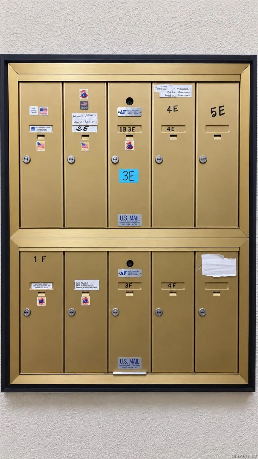 21-78 35th Street, New York, NY, 1 Bedroom Bedrooms, 4 Rooms Rooms,1 BathroomBathrooms,Residential,For Rent,35th Street,0,1061098 21-78 35th Street, New York, NY, 1 Bedroom Bedrooms, 4 Rooms Rooms,1 BathroomBathrooms,Residential,For Rent,35th Street,0,1061098
