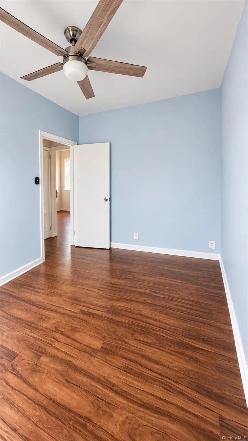 21-78 35th Street, New York, NY, 1 Bedroom Bedrooms, 4 Rooms Rooms,1 BathroomBathrooms,Residential,For Rent,35th Street,0,1061098 21-78 35th Street, New York, NY, 1 Bedroom Bedrooms, 4 Rooms Rooms,1 BathroomBathrooms,Residential,For Rent,35th Street,0,1061098