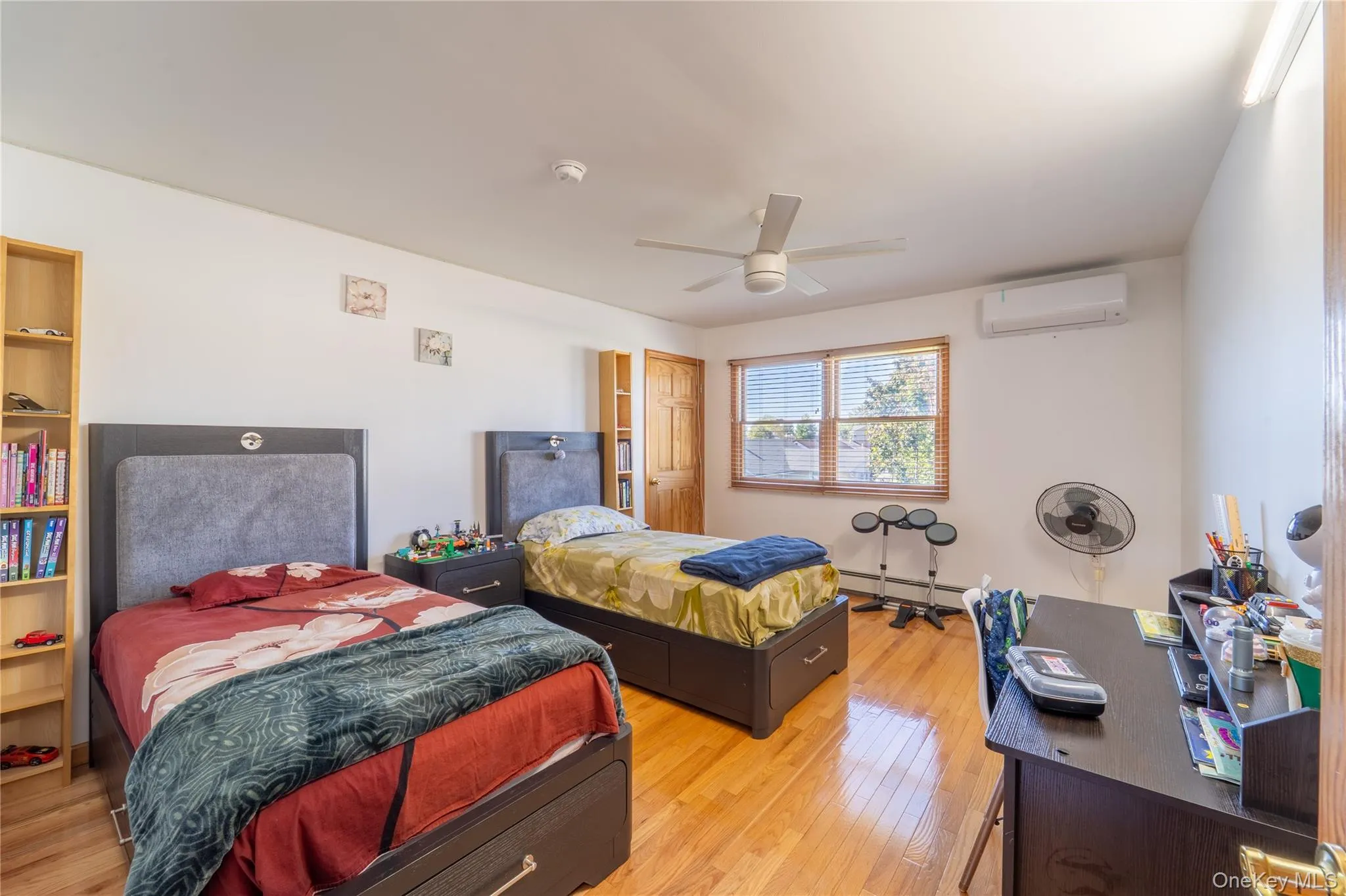 220 Jerusalem Avenue, Oyster Bay, NY, 4 Bedrooms Bedrooms, 7 Rooms Rooms,2 BathroomsBathrooms,Residential,For Rent,Jerusalem,0,1061103 220 Jerusalem Avenue, Oyster Bay, NY, 4 Bedrooms Bedrooms, 7 Rooms Rooms,2 BathroomsBathrooms,Residential,For Rent,Jerusalem,0,1061103