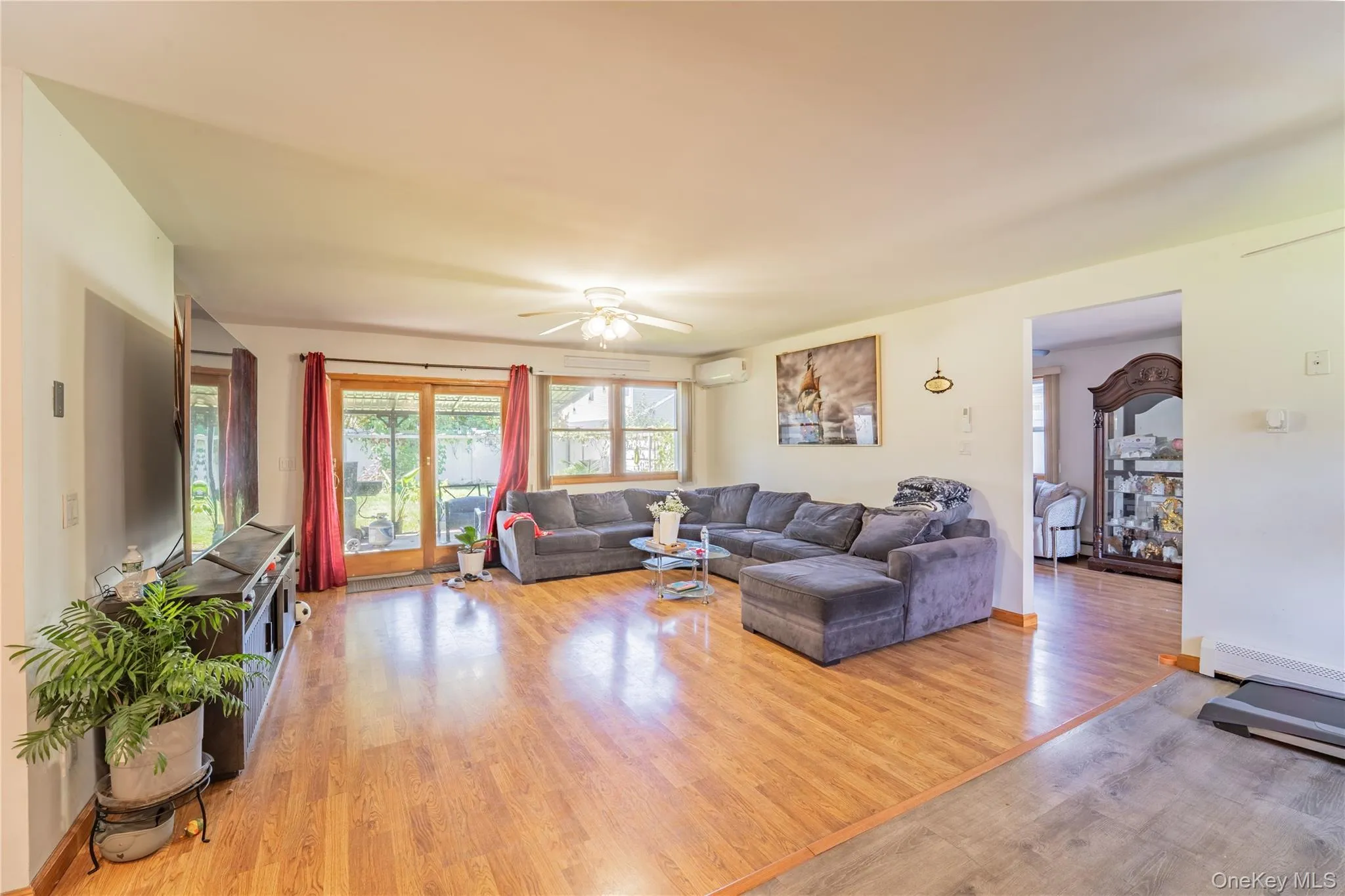 220 Jerusalem Avenue, Oyster Bay, NY, 4 Bedrooms Bedrooms, 7 Rooms Rooms,2 BathroomsBathrooms,Residential,For Rent,Jerusalem,0,1061103 220 Jerusalem Avenue, Oyster Bay, NY, 4 Bedrooms Bedrooms, 7 Rooms Rooms,2 BathroomsBathrooms,Residential,For Rent,Jerusalem,0,1061103