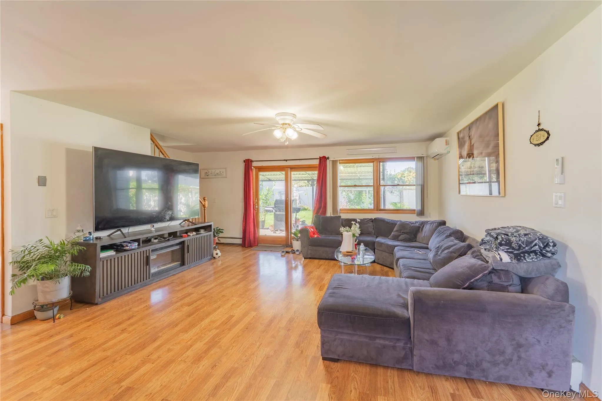 220 Jerusalem Avenue, Oyster Bay, NY, 4 Bedrooms Bedrooms, 7 Rooms Rooms,2 BathroomsBathrooms,Residential,For Rent,Jerusalem,0,1061103 220 Jerusalem Avenue, Oyster Bay, NY, 4 Bedrooms Bedrooms, 7 Rooms Rooms,2 BathroomsBathrooms,Residential,For Rent,Jerusalem,0,1061103