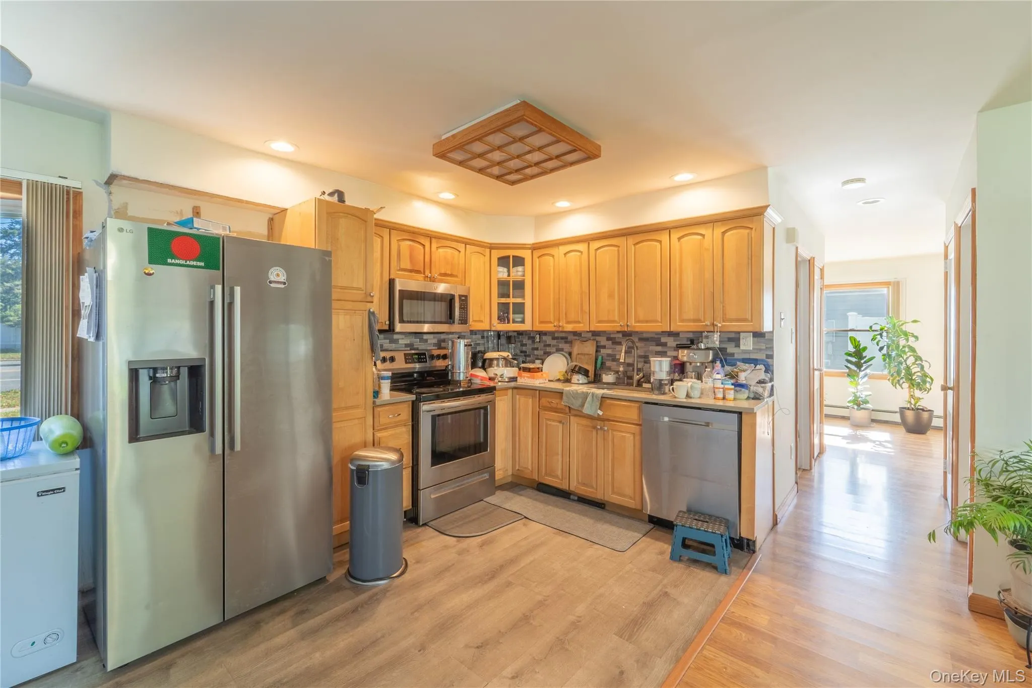 220 Jerusalem Avenue, Oyster Bay, NY, 4 Bedrooms Bedrooms, 7 Rooms Rooms,2 BathroomsBathrooms,Residential,For Rent,Jerusalem,0,1061103 220 Jerusalem Avenue, Oyster Bay, NY, 4 Bedrooms Bedrooms, 7 Rooms Rooms,2 BathroomsBathrooms,Residential,For Rent,Jerusalem,0,1061103