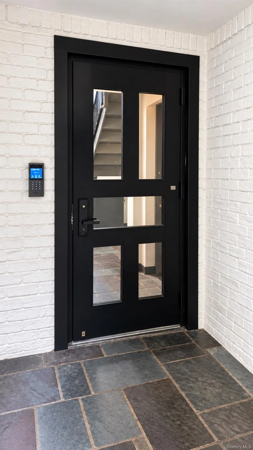 21-38 35th Street, New York, NY, 2 Bedrooms Bedrooms, 5 Rooms Rooms,1 BathroomBathrooms,Residential,For Rent,35th,0,1061104 21-38 35th Street, New York, NY, 2 Bedrooms Bedrooms, 5 Rooms Rooms,1 BathroomBathrooms,Residential,For Rent,35th,0,1061104