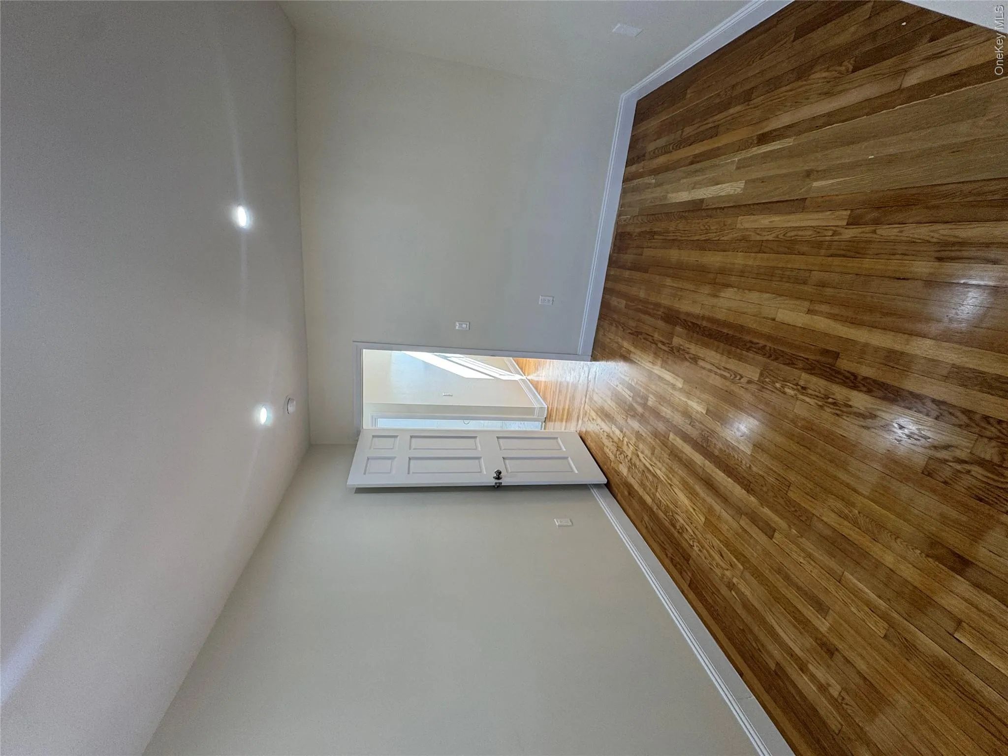 1054 Lydig Avenue, New York, NY, 3 Bedroom Bedrooms, 4 Room Rooms,1 BathroomBathrooms,Residential Lease,For Rent,Lydig,0,1061107 1054 Lydig Avenue, New York, NY, 3 Bedroom Bedrooms, 4 Room Rooms,1 BathroomBathrooms,Residential Lease,For Rent,Lydig,0,1061107