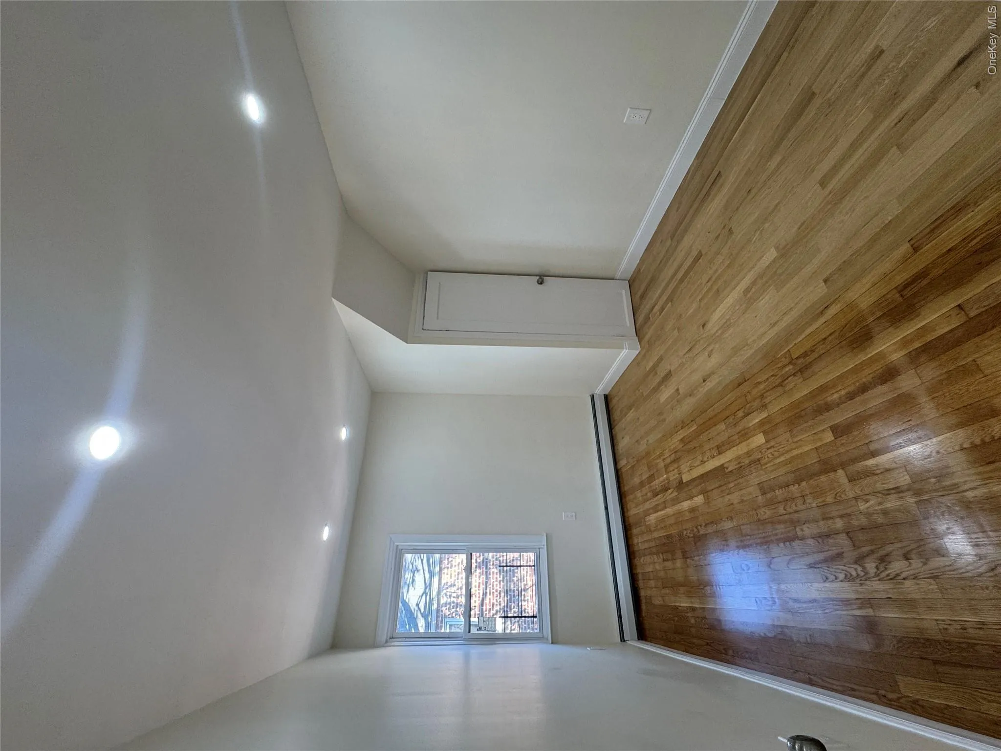 1054 Lydig Avenue, New York, NY, 3 Bedroom Bedrooms, 4 Room Rooms,1 BathroomBathrooms,Residential Lease,For Rent,Lydig,0,1061107 1054 Lydig Avenue, New York, NY, 3 Bedroom Bedrooms, 4 Room Rooms,1 BathroomBathrooms,Residential Lease,For Rent,Lydig,0,1061107