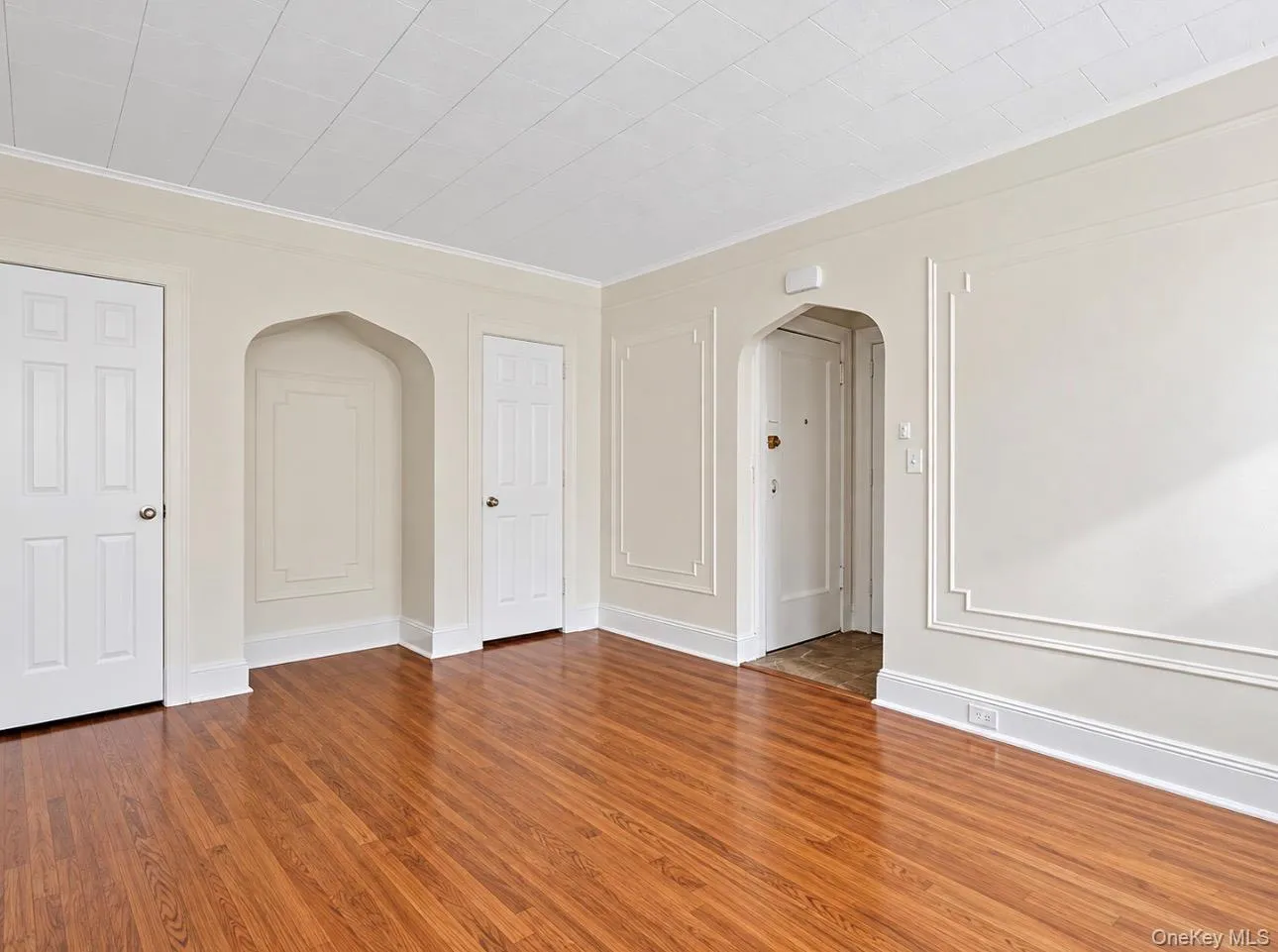 72-07 73rd Street, New York, NY, 1 Bedroom Bedrooms, 4 Room Rooms,1 BathroomBathrooms,Residential Lease,For Rent,73rd,0,1061116 72-07 73rd Street, New York, NY, 1 Bedroom Bedrooms, 4 Room Rooms,1 BathroomBathrooms,Residential Lease,For Rent,73rd,0,1061116