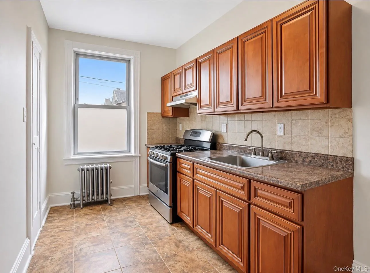 72-07 73rd Street, New York, NY, 1 Bedroom Bedrooms, 4 Room Rooms,1 BathroomBathrooms,Residential Lease,For Rent,73rd,0,1061116 72-07 73rd Street, New York, NY, 1 Bedroom Bedrooms, 4 Room Rooms,1 BathroomBathrooms,Residential Lease,For Rent,73rd,0,1061116