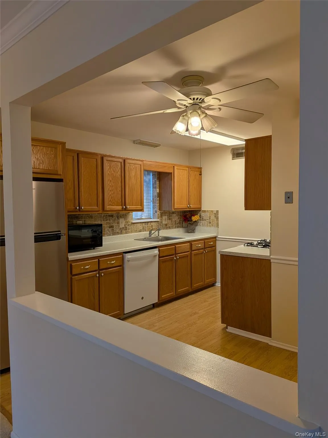Open from dining area into kitchen Open from dining area into kitchen
