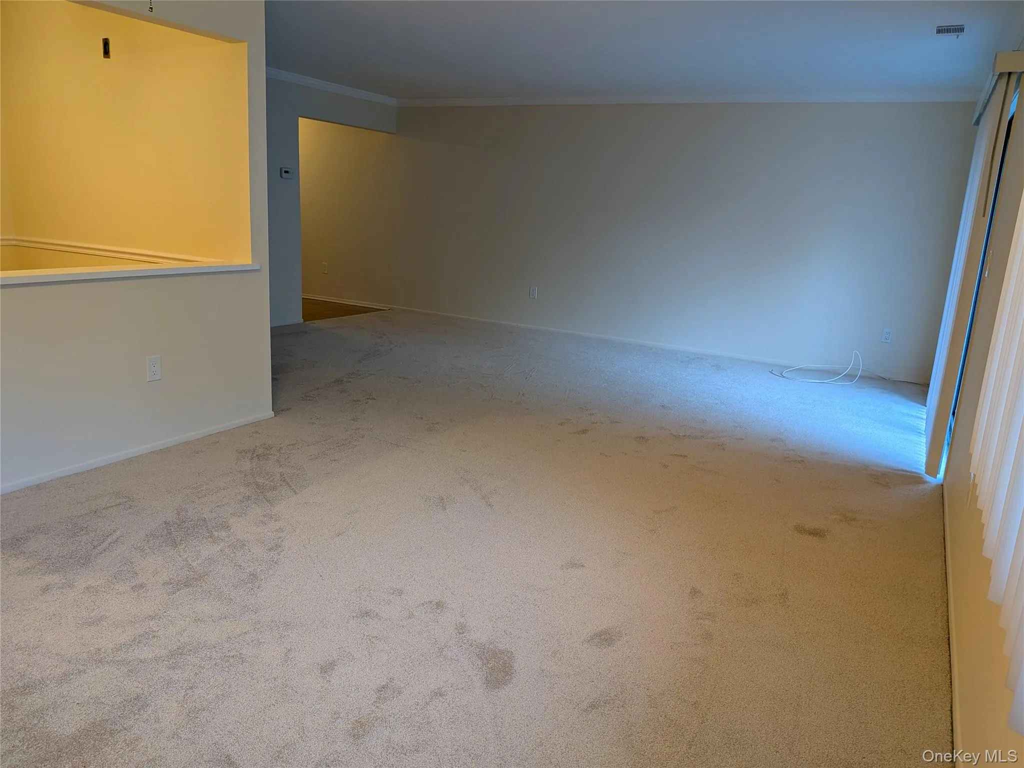 Plenty of space for a large dining table and room to extend to accommodate lots of dinner guests Plenty of space for a large dining table and room to extend to accommodate lots of dinner guests