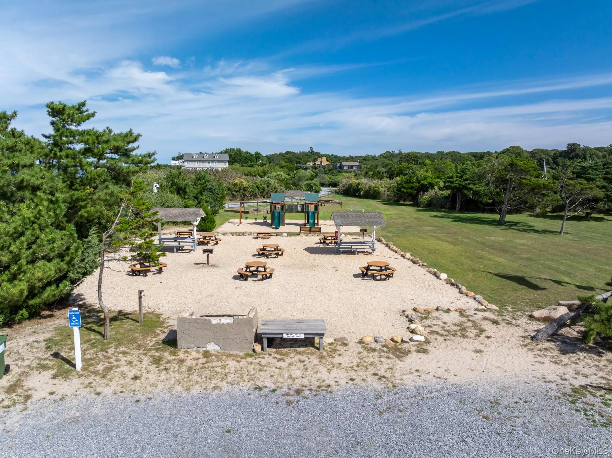 26 Bull Pasture Lane, East Hampton, NY, 4 Bedrooms Bedrooms, 12 Rooms Rooms,4 BathroomsBathrooms,Residential,For Rent,Bull Pasture,0,1061120 26 Bull Pasture Lane, East Hampton, NY, 4 Bedrooms Bedrooms, 12 Rooms Rooms,4 BathroomsBathrooms,Residential,For Rent,Bull Pasture,0,1061120