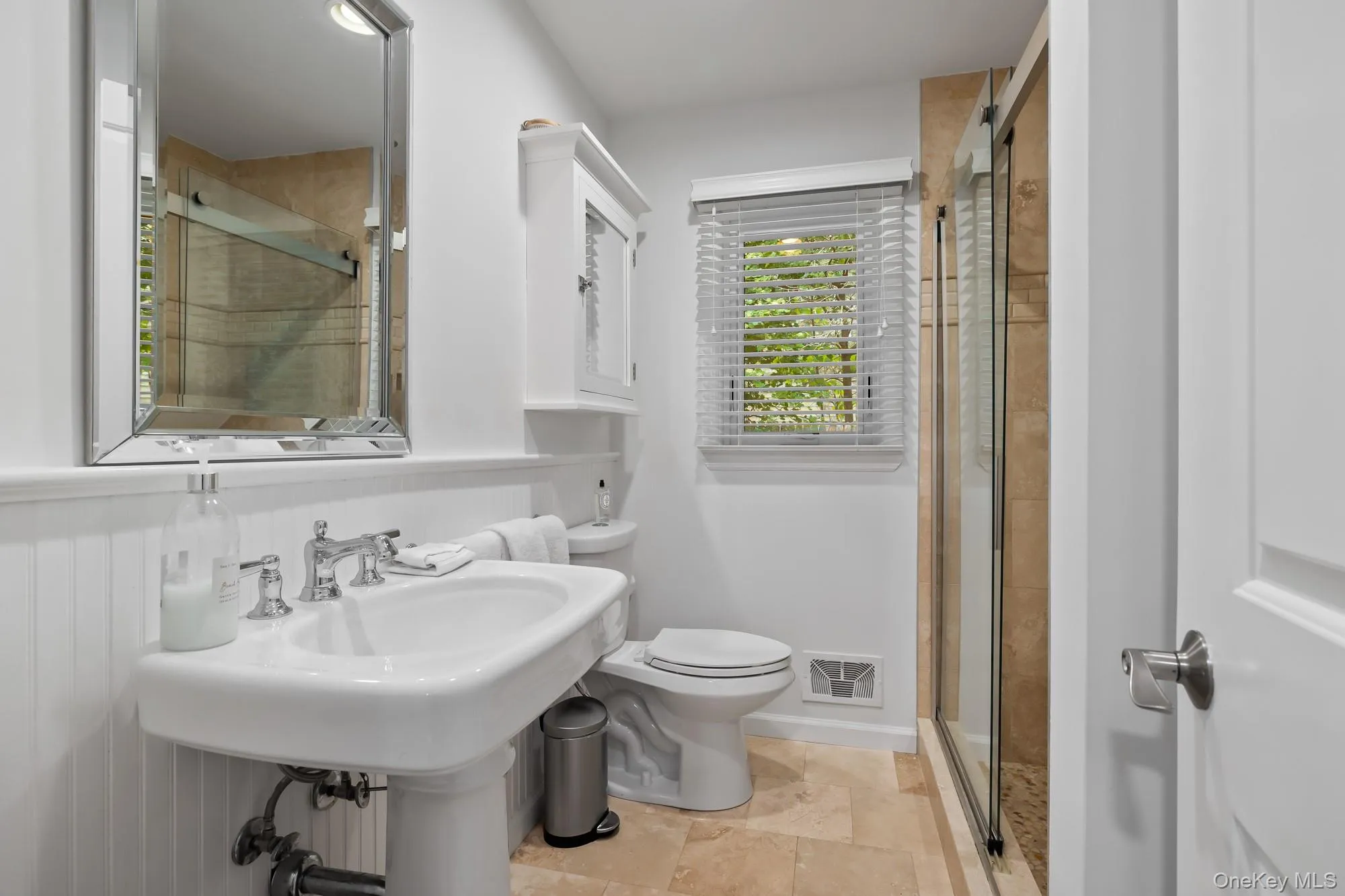 26 Bull Pasture Lane, East Hampton, NY, 4 Bedrooms Bedrooms, 12 Rooms Rooms,4 BathroomsBathrooms,Residential,For Rent,Bull Pasture,0,1061120 26 Bull Pasture Lane, East Hampton, NY, 4 Bedrooms Bedrooms, 12 Rooms Rooms,4 BathroomsBathrooms,Residential,For Rent,Bull Pasture,0,1061120