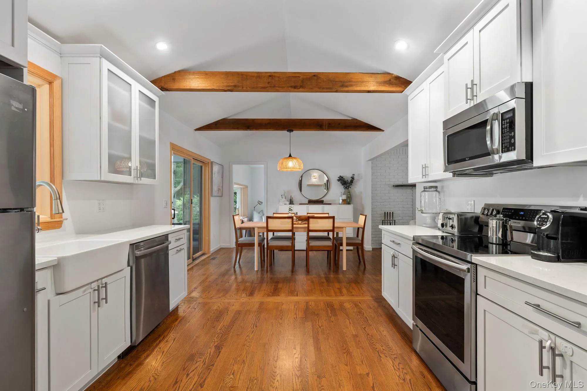 26 Bull Pasture Lane, East Hampton, NY, 4 Bedrooms Bedrooms, 12 Rooms Rooms,4 BathroomsBathrooms,Residential,For Rent,Bull Pasture,0,1061120 26 Bull Pasture Lane, East Hampton, NY, 4 Bedrooms Bedrooms, 12 Rooms Rooms,4 BathroomsBathrooms,Residential,For Rent,Bull Pasture,0,1061120