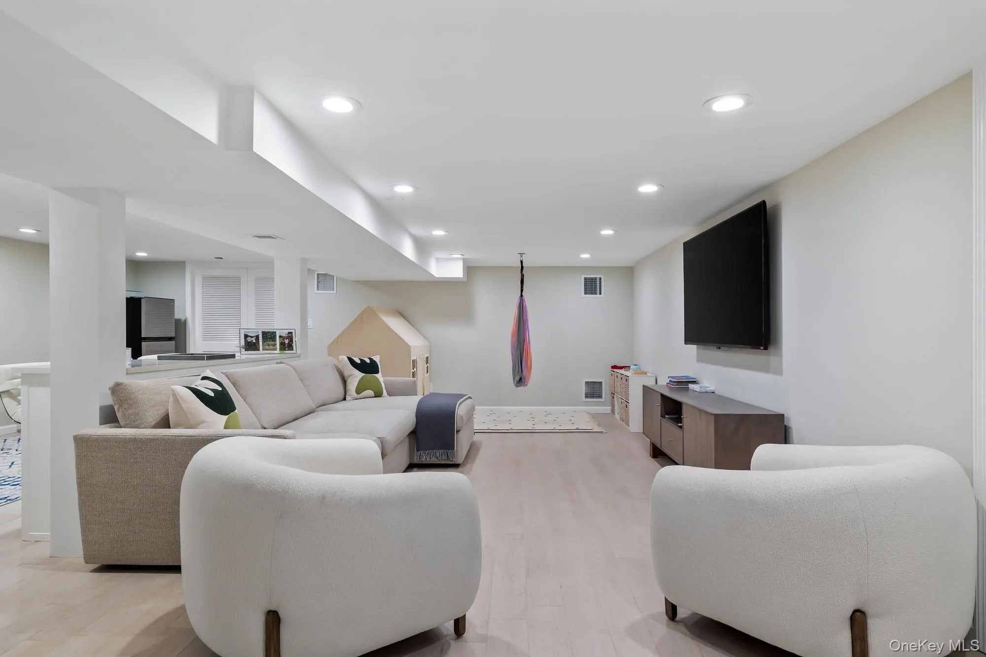26 Bull Pasture Lane, East Hampton, NY, 4 Bedrooms Bedrooms, 12 Rooms Rooms,4 BathroomsBathrooms,Residential,For Rent,Bull Pasture,0,1061120 26 Bull Pasture Lane, East Hampton, NY, 4 Bedrooms Bedrooms, 12 Rooms Rooms,4 BathroomsBathrooms,Residential,For Rent,Bull Pasture,0,1061120