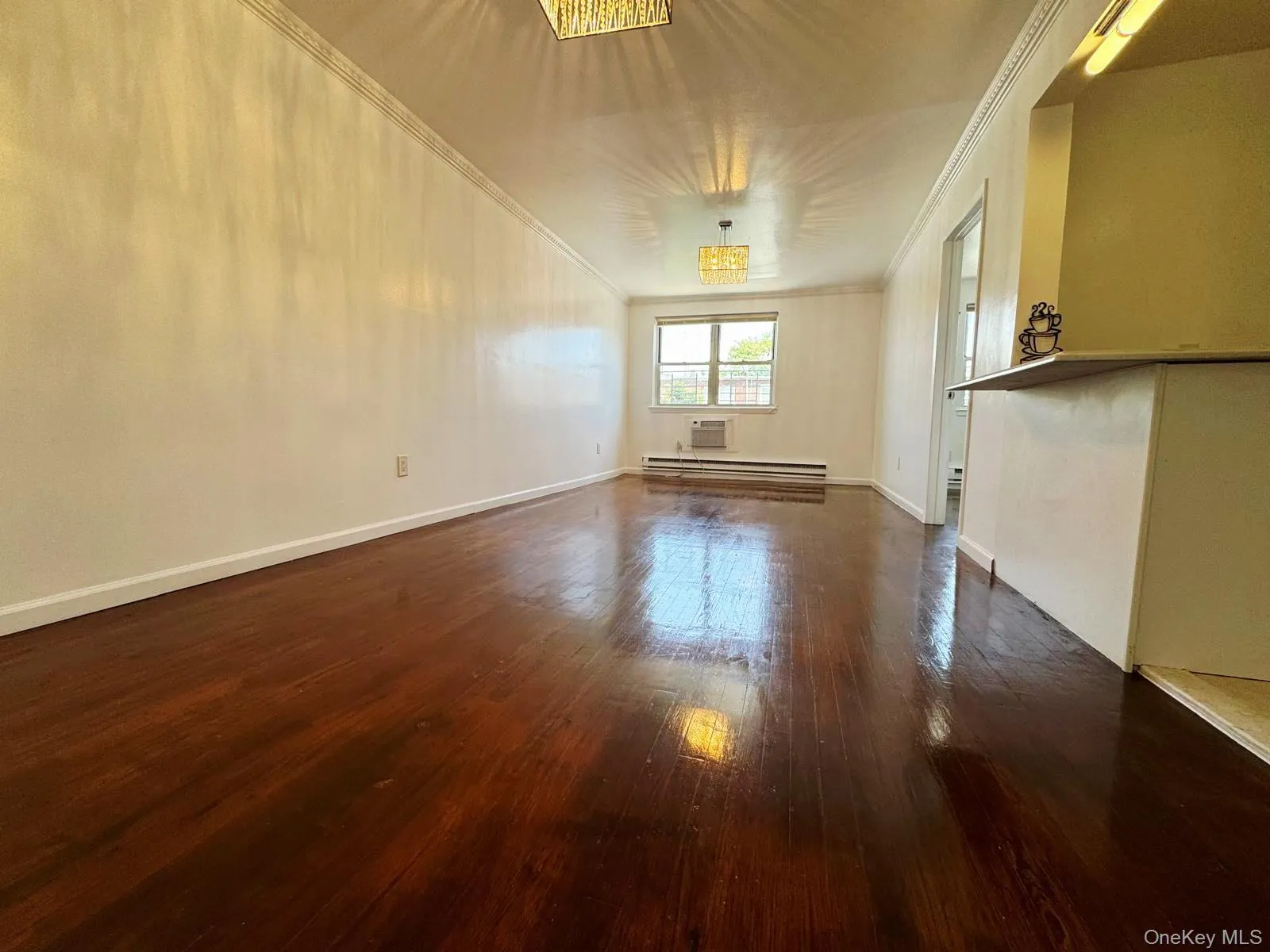 9417 83rd Street, New York, NY, 3 Bedroom Bedrooms, 5 Room Rooms,1 BathroomBathrooms,Residential Lease,For Rent,83rd,0,1061124 9417 83rd Street, New York, NY, 3 Bedroom Bedrooms, 5 Room Rooms,1 BathroomBathrooms,Residential Lease,For Rent,83rd,0,1061124