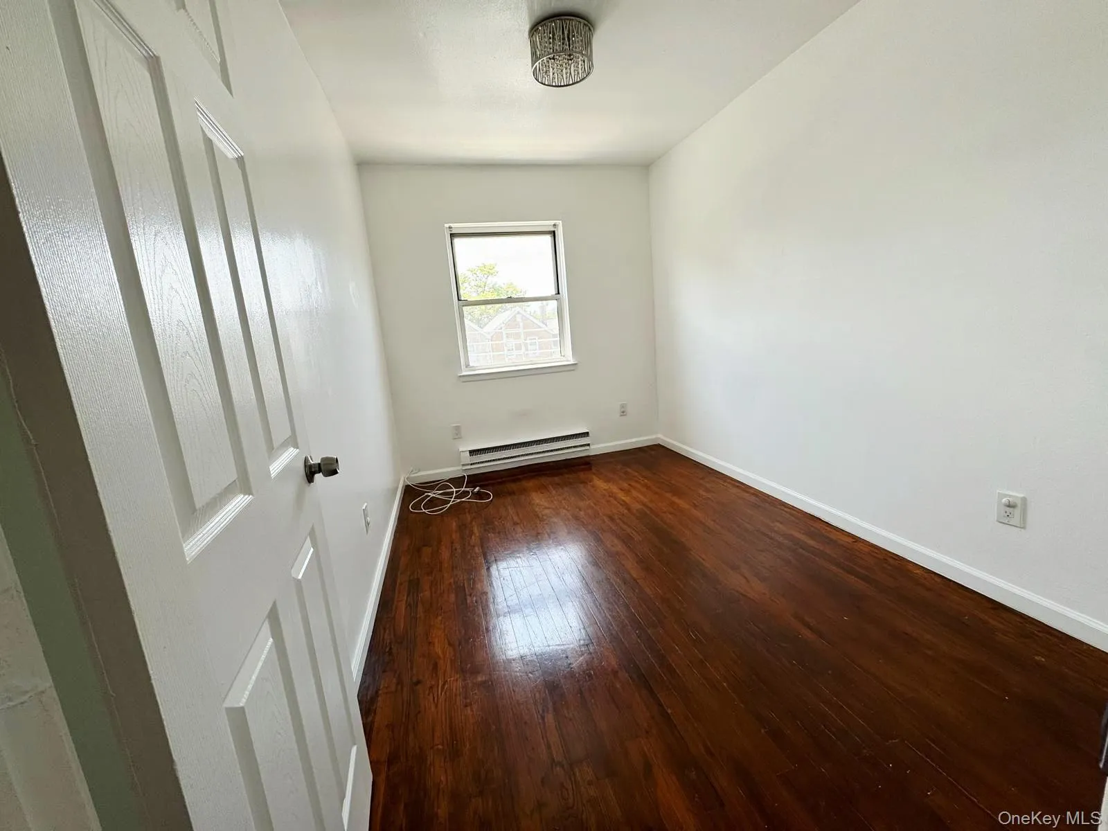 9417 83rd Street, New York, NY, 3 Bedroom Bedrooms, 5 Room Rooms,1 BathroomBathrooms,Residential Lease,For Rent,83rd,0,1061124 9417 83rd Street, New York, NY, 3 Bedroom Bedrooms, 5 Room Rooms,1 BathroomBathrooms,Residential Lease,For Rent,83rd,0,1061124