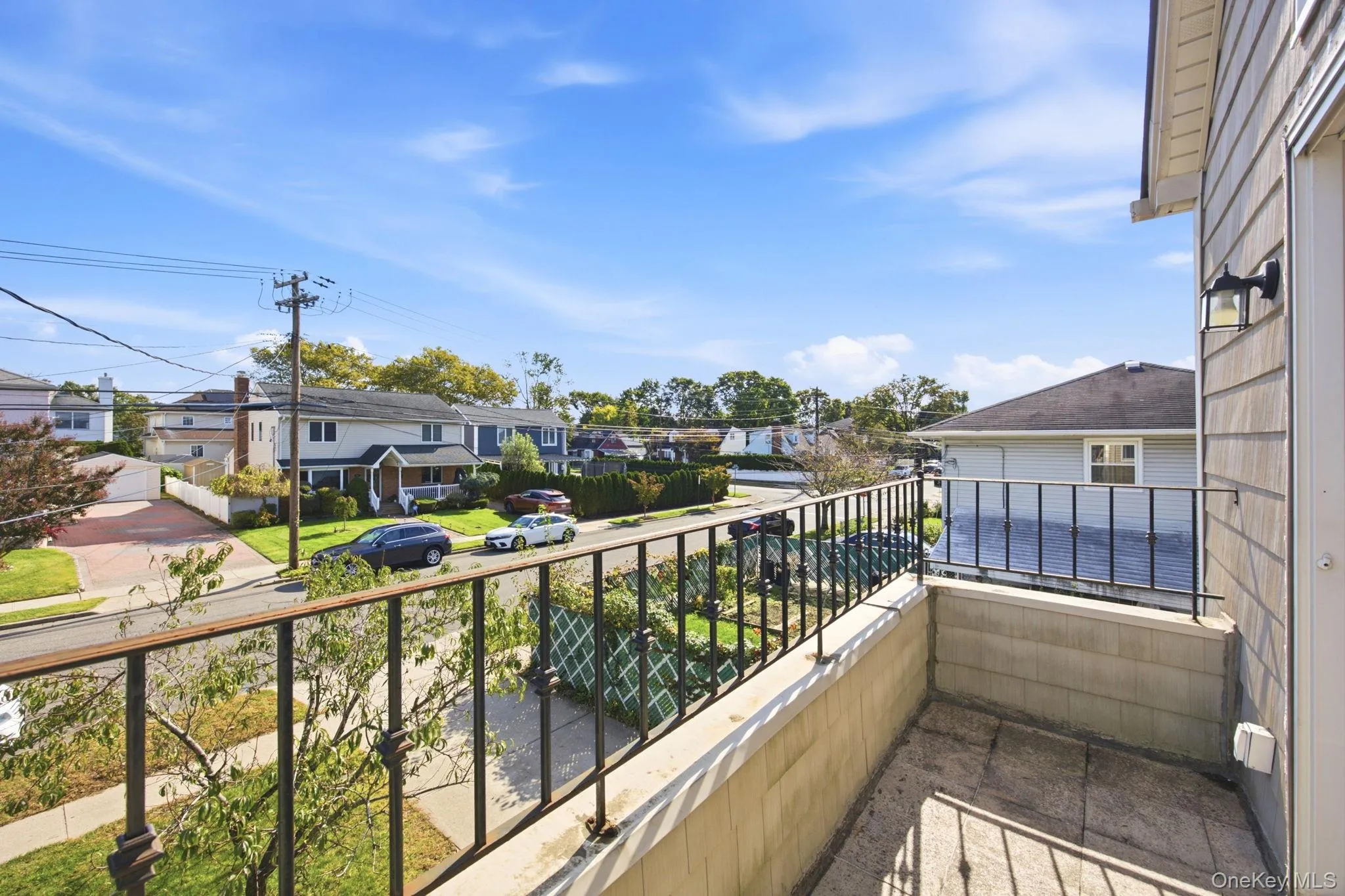 33 3rd Avenue, North Hempstead, NY, 3 Bedrooms Bedrooms, 9 Rooms Rooms,2 BathroomsBathrooms,Residential,For Rent,3rd,0,1061130 33 3rd Avenue, North Hempstead, NY, 3 Bedrooms Bedrooms, 9 Rooms Rooms,2 BathroomsBathrooms,Residential,For Rent,3rd,0,1061130