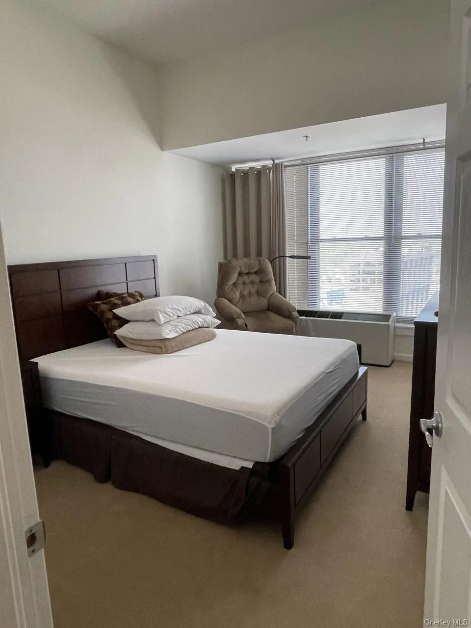 100 New Roc City Place, New Rochelle, NY, 1 Bedroom Bedrooms, 3 Room Rooms,1 BathroomBathrooms,Residential Lease,For Rent,New Roc City,0,1061137 100 New Roc City Place, New Rochelle, NY, 1 Bedroom Bedrooms, 3 Room Rooms,1 BathroomBathrooms,Residential Lease,For Rent,New Roc City,0,1061137