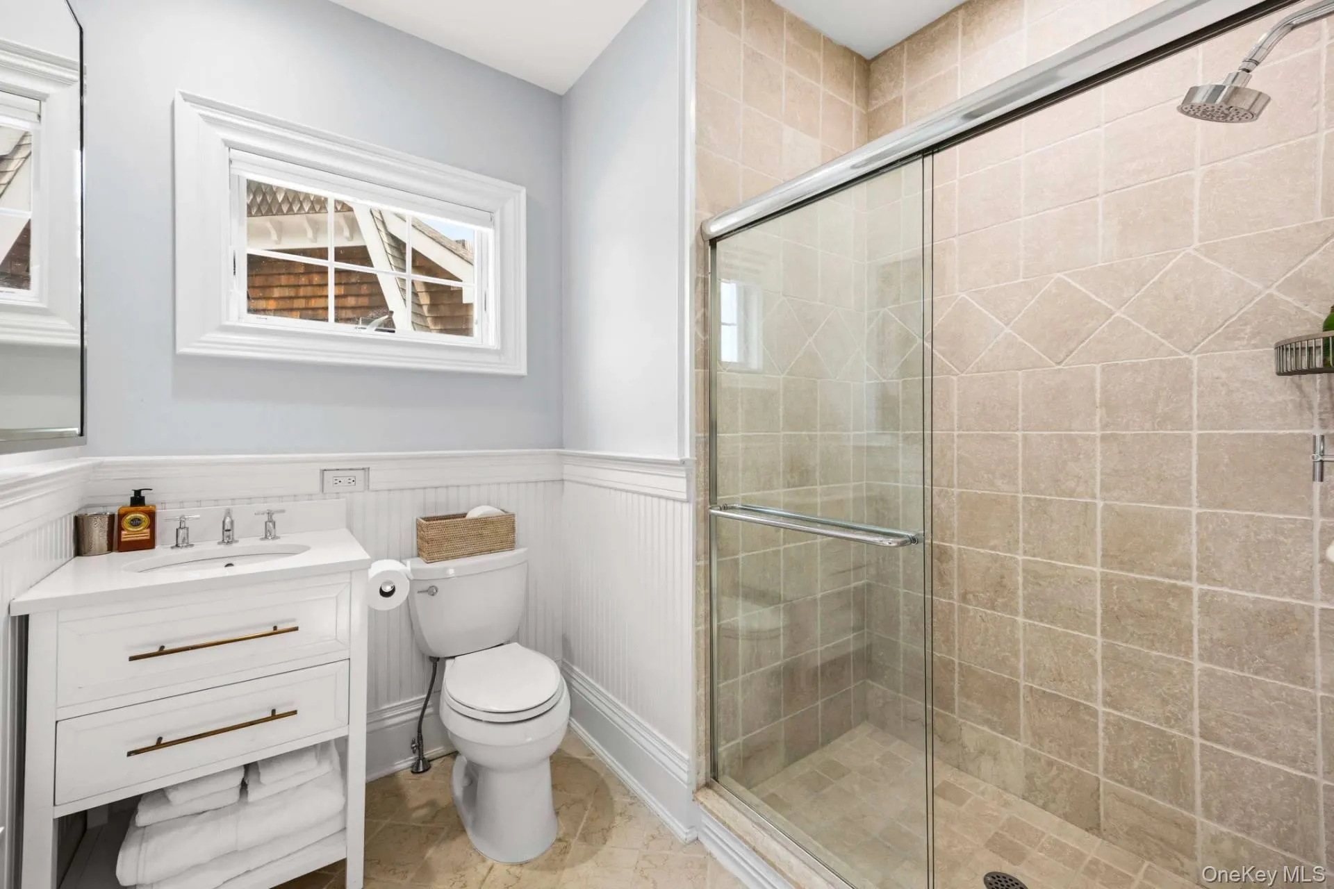 1766 Majors Path, Southampton, NY, 6 Bedrooms Bedrooms, 6 Rooms Rooms,6 BathroomsBathrooms,Residential,For Rent,Majors Path,0,1061138 1766 Majors Path, Southampton, NY, 6 Bedrooms Bedrooms, 6 Rooms Rooms,6 BathroomsBathrooms,Residential,For Rent,Majors Path,0,1061138