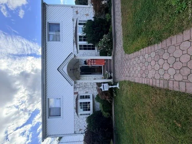 168 Walton Avenue, Hempstead, NY, 2 Bedroom Bedrooms, 5 Room Rooms,1 BathroomBathrooms,Residential Lease,For Rent,Walton,0,1061149 168 Walton Avenue, Hempstead, NY, 2 Bedroom Bedrooms, 5 Room Rooms,1 BathroomBathrooms,Residential Lease,For Rent,Walton,0,1061149