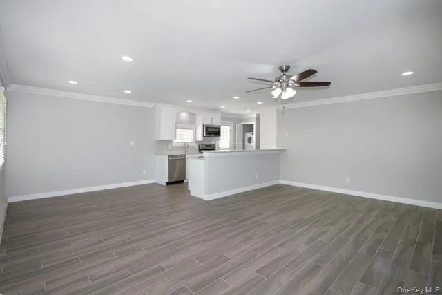 146 Montauk Highway, Southampton, NY, 1 Bedroom Bedrooms, 4 Room Rooms,1 BathroomBathrooms,Residential Lease,For Rent,Montauk,0,1061151 146 Montauk Highway, Southampton, NY, 1 Bedroom Bedrooms, 4 Room Rooms,1 BathroomBathrooms,Residential Lease,For Rent,Montauk,0,1061151