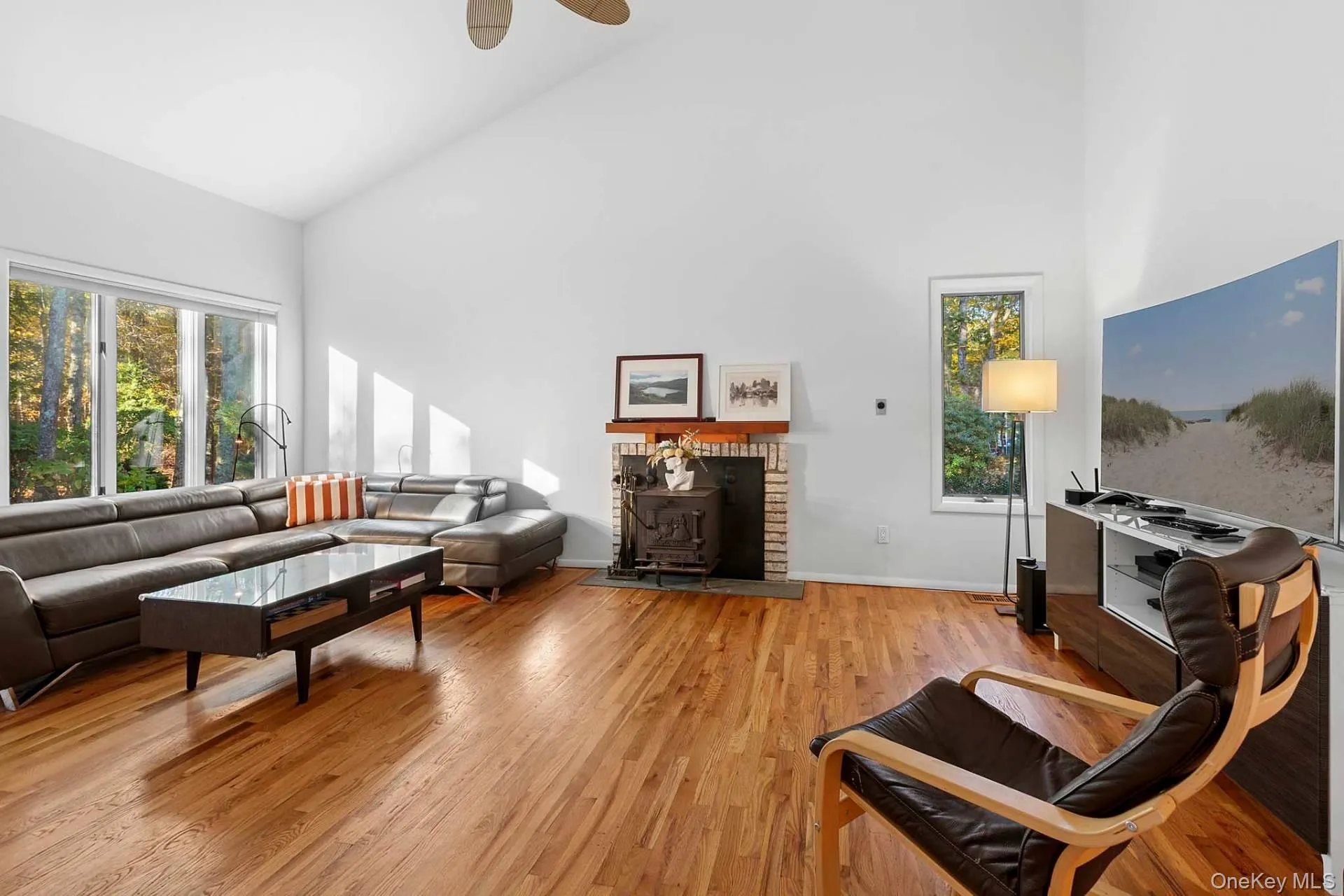 588 Pleasure Drive, Riverhead, NY, 4 Bedroom Bedrooms, 8 Room Rooms,4 BathroomBathrooms,Residential Lease,For Rent,Pleasure,0,1061165 588 Pleasure Drive, Riverhead, NY, 4 Bedroom Bedrooms, 8 Room Rooms,4 BathroomBathrooms,Residential Lease,For Rent,Pleasure,0,1061165