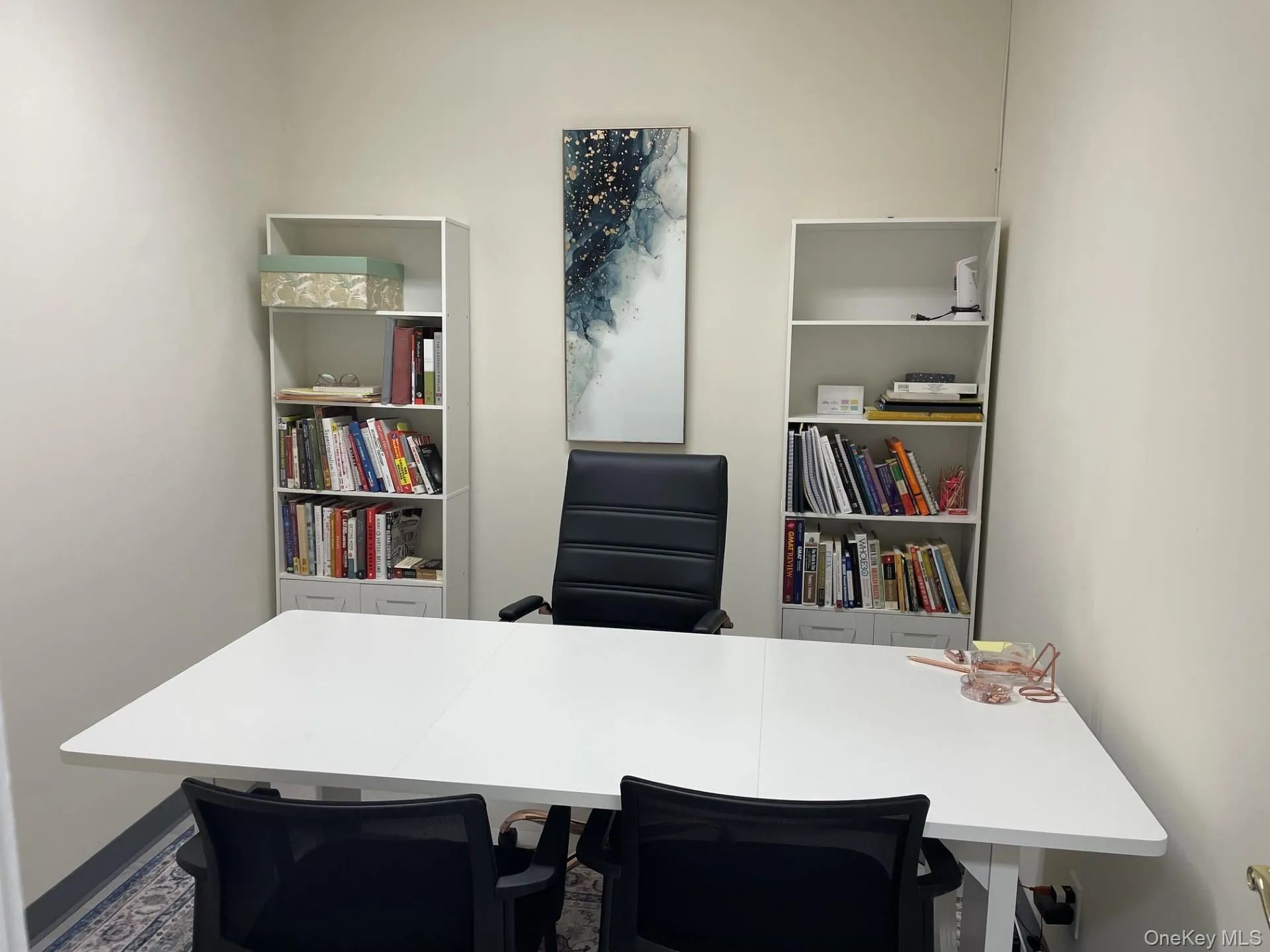 Office 1 Office 1