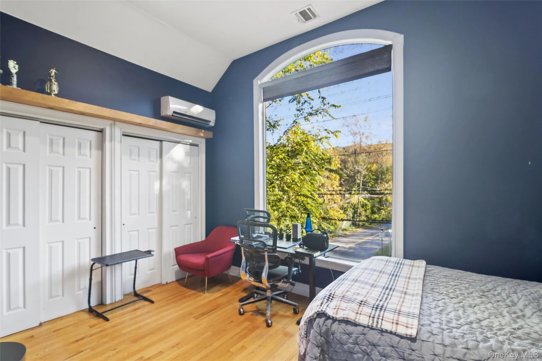 379 Main Street, Huntington, NY, 3 Bedrooms Bedrooms, 7 Rooms Rooms,2 BathroomsBathrooms,Residential,For Rent,Main,0,1061170 379 Main Street, Huntington, NY, 3 Bedrooms Bedrooms, 7 Rooms Rooms,2 BathroomsBathrooms,Residential,For Rent,Main,0,1061170