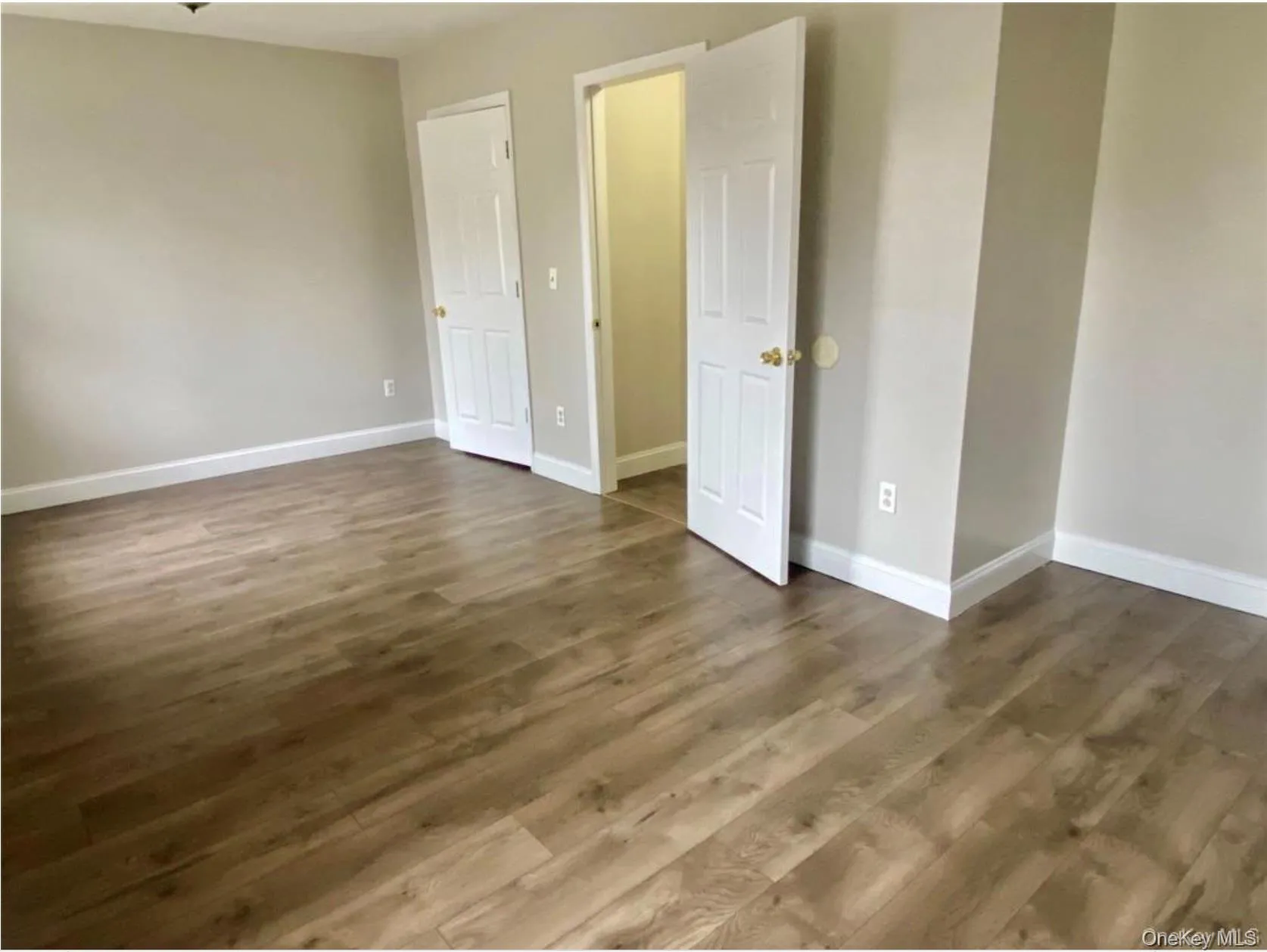 32 Palmer Avenue, Middletown, NY, 2 Bedroom Bedrooms, 5 Room Rooms,1 BathroomBathrooms,Residential Lease,For Rent,Palmer,0,1061177 32 Palmer Avenue, Middletown, NY, 2 Bedroom Bedrooms, 5 Room Rooms,1 BathroomBathrooms,Residential Lease,For Rent,Palmer,0,1061177